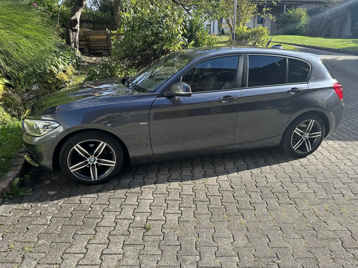 BMW 118 118i Sport Line Grau - 2
