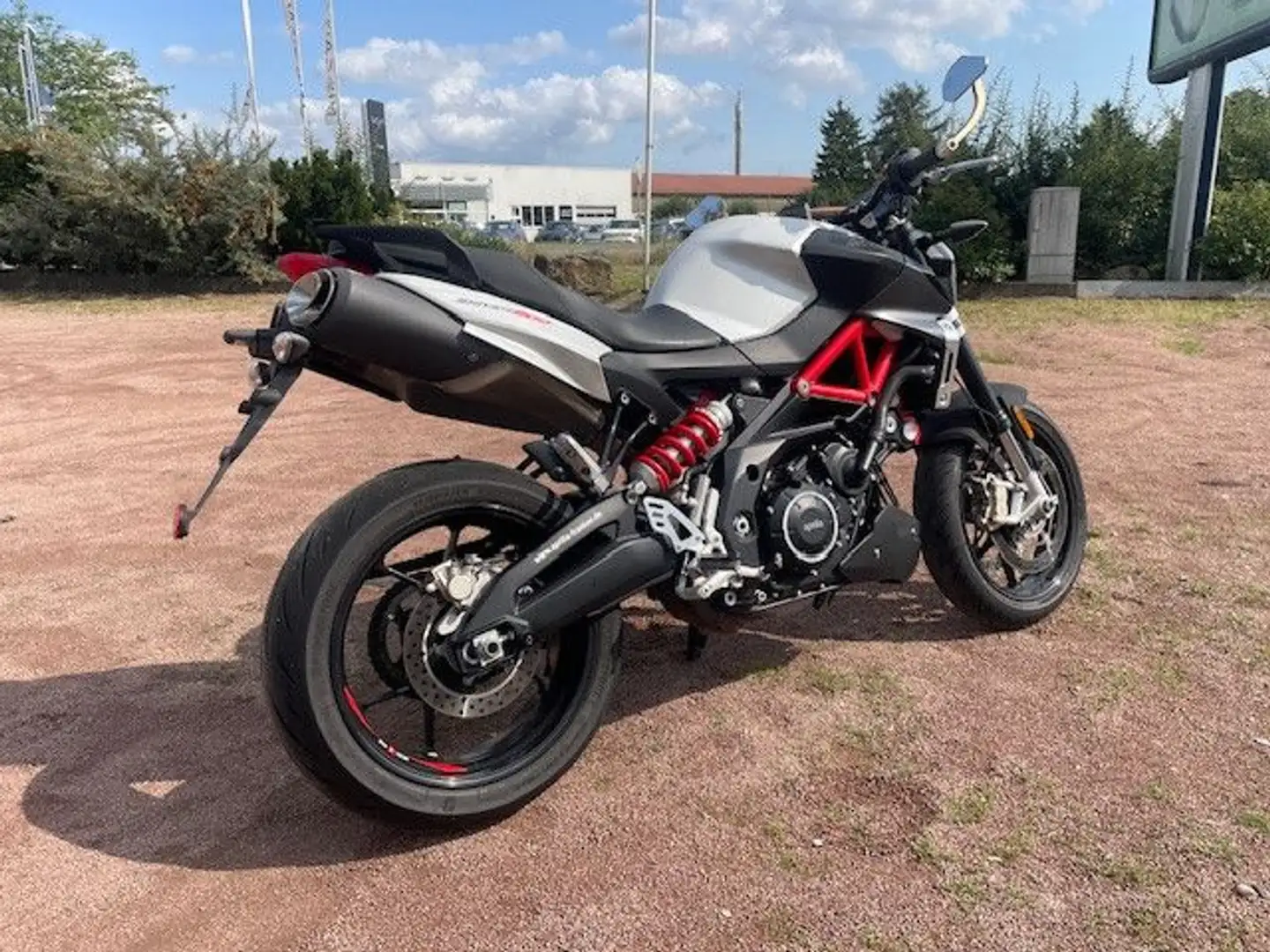 Aprilia Shiver 900 Blanco - 2