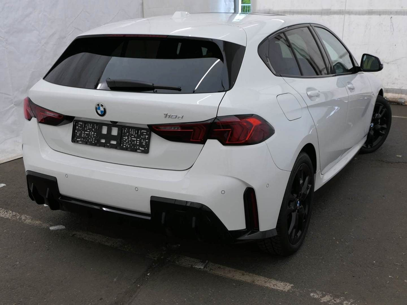 BMW 118 d M Sport PANO SHZ Tempomat 2ZK — photo 3