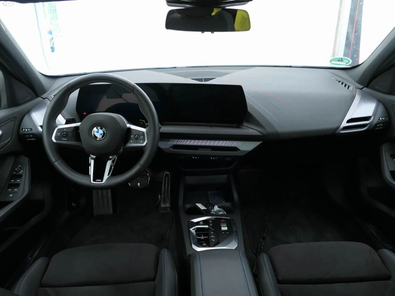 BMW 118 d M Sport PANO SHZ Tempomat 2ZK — photo 7