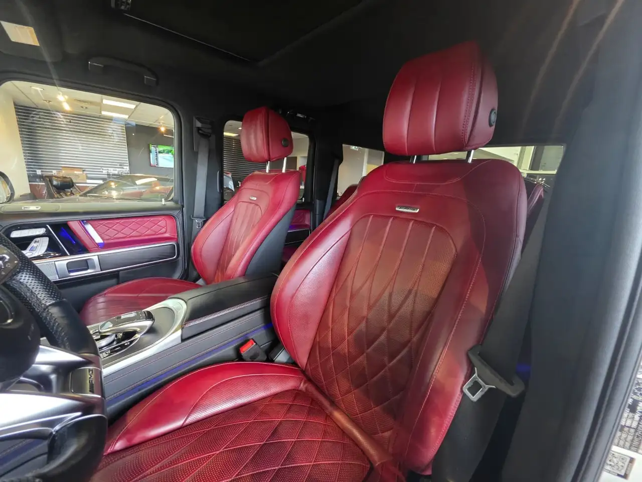 Mercedes-Benz G-Class снимка Mercedes-Benz G-Class