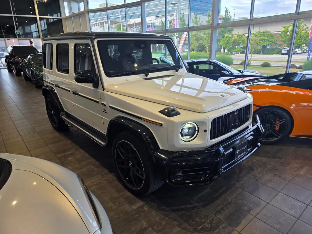 Mercedes-Benz G-Class снимка Mercedes-Benz G-Class