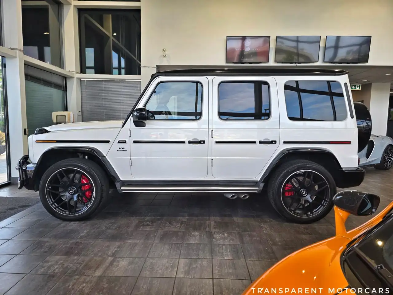 Mercedes-Benz G-Class снимка Mercedes-Benz G-Class