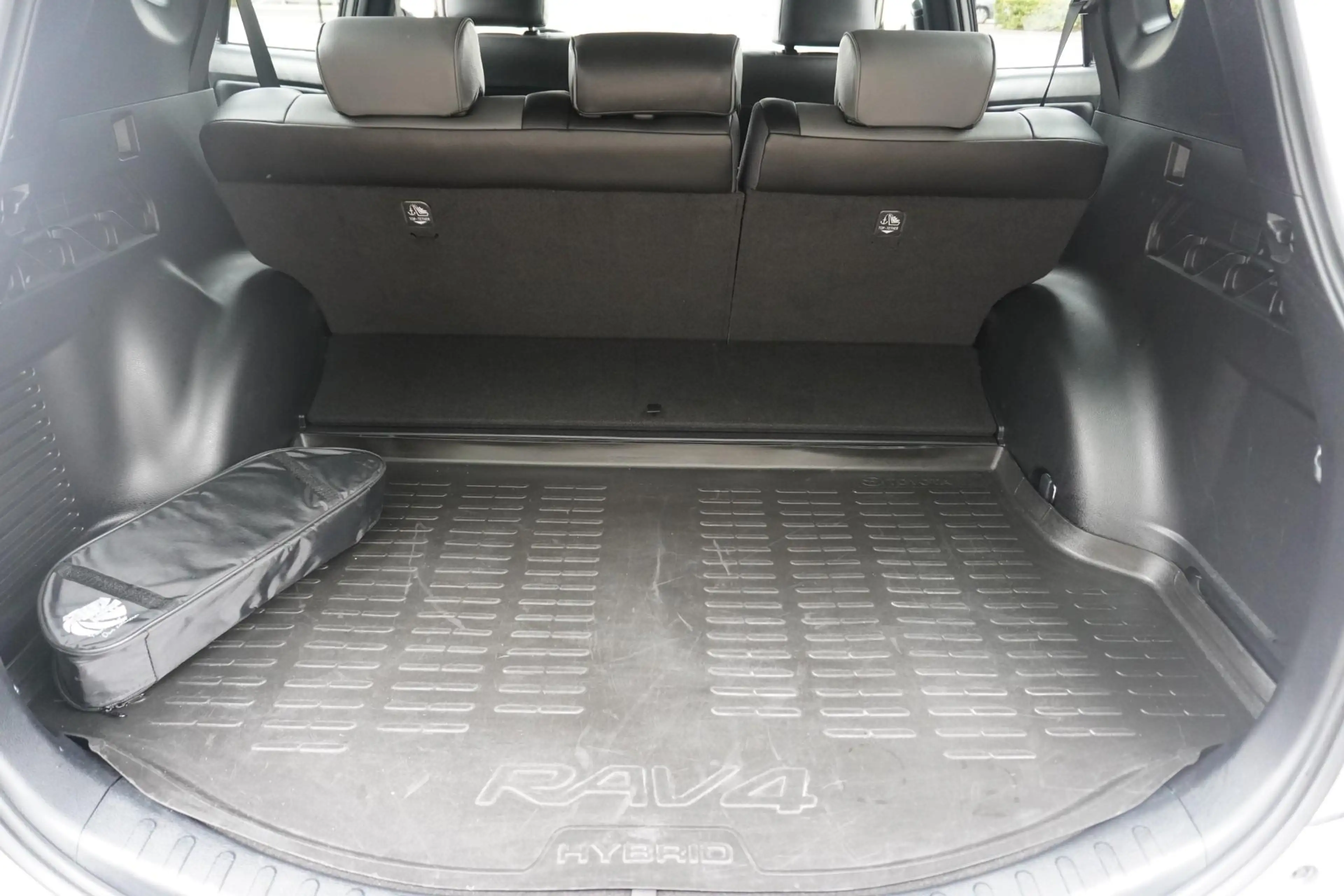 Toyota RAV 4 2.5 Hybrid 197pk Black Edition | Panoramadak | ACC — photo 13