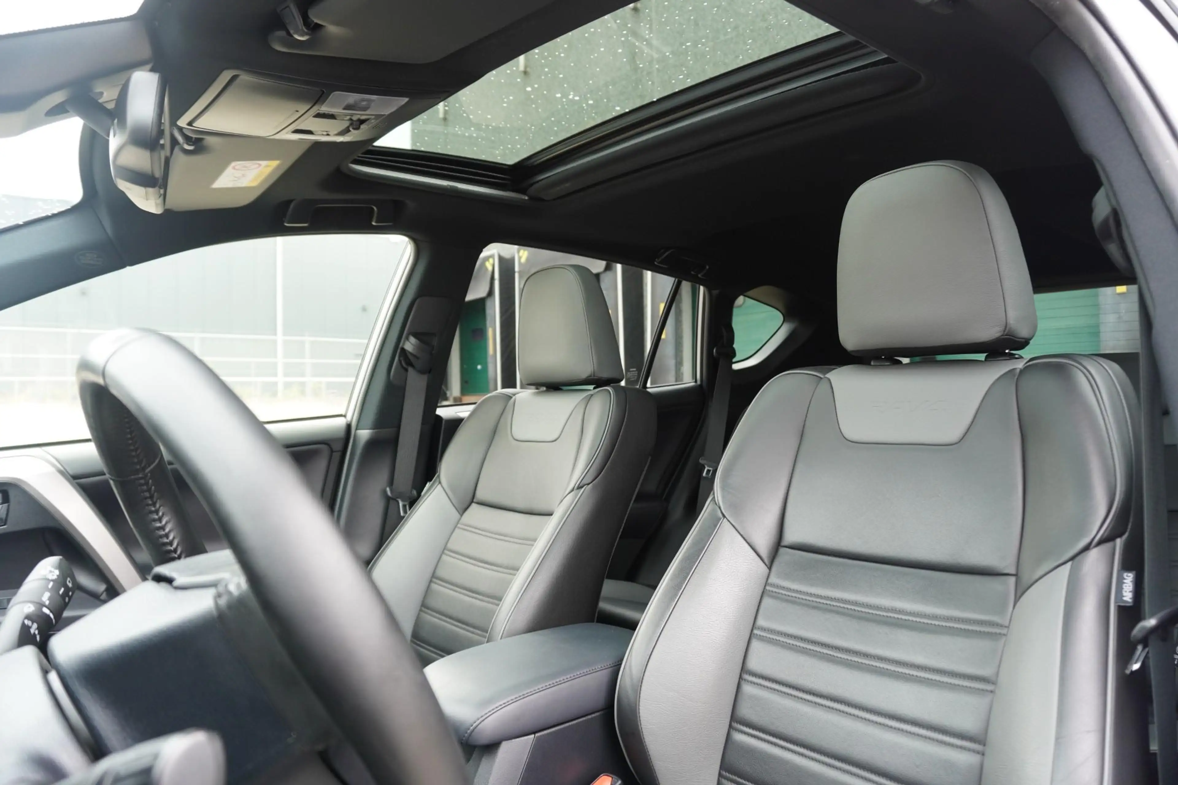 Toyota RAV 4 2.5 Hybrid 197pk Black Edition | Panoramadak | ACC — photo 4