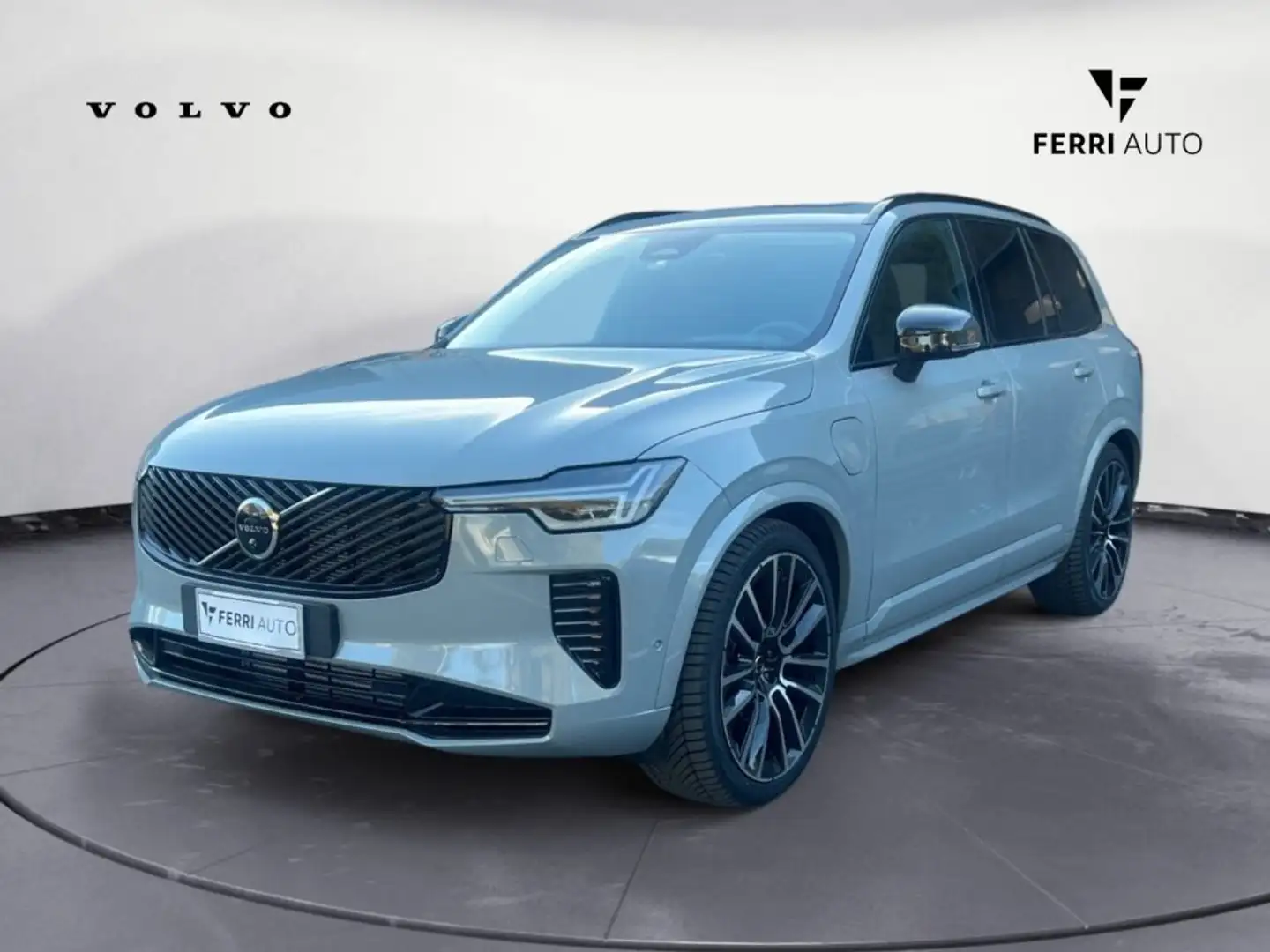 Volvo XC90 T8 Plug-in Hybrid AWD automatico 7 posti Ultra Dar Grigio - 2