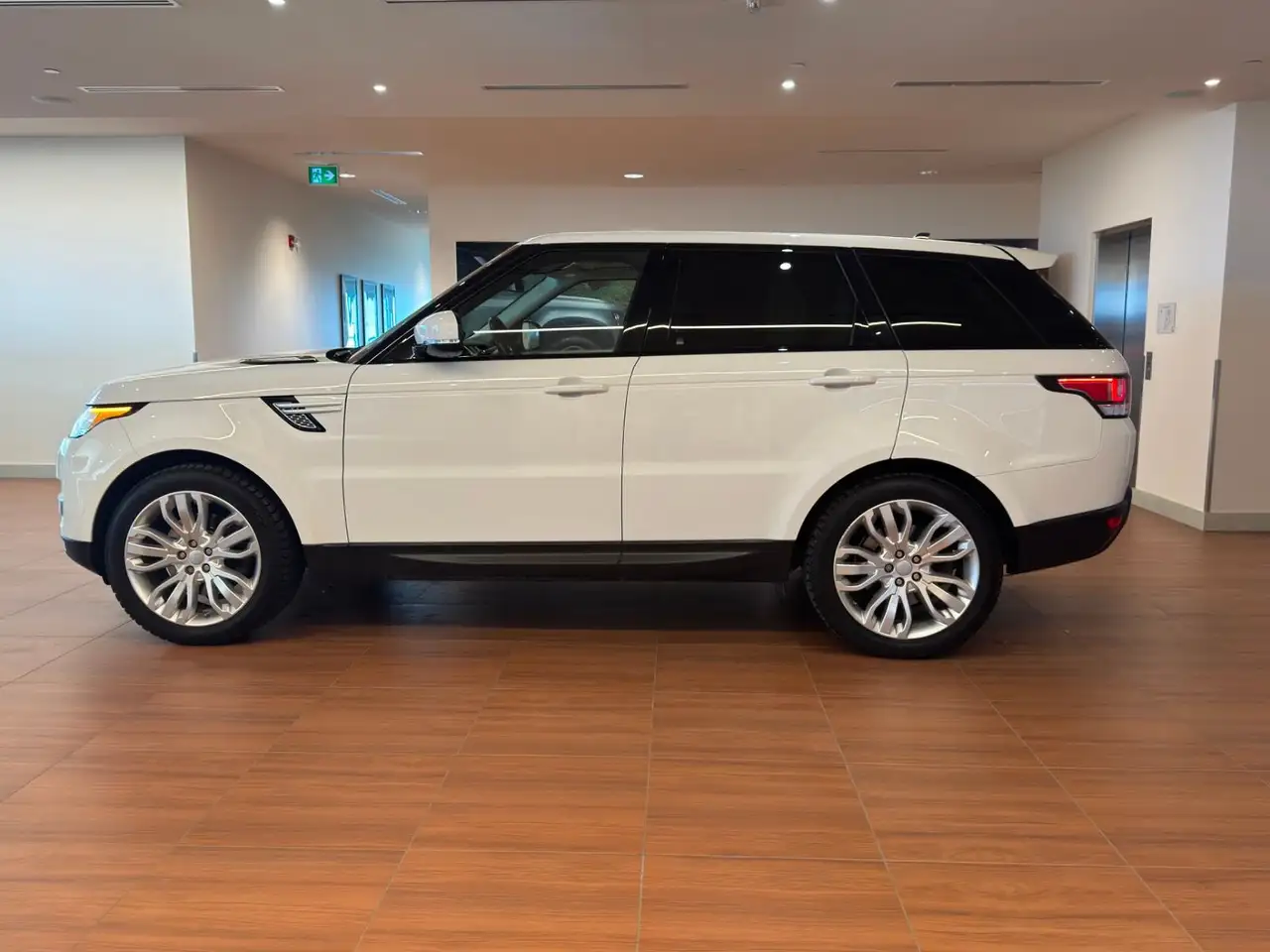 Land Rover Range Rover Sport fotografie Land Rover Range Rover Sport
