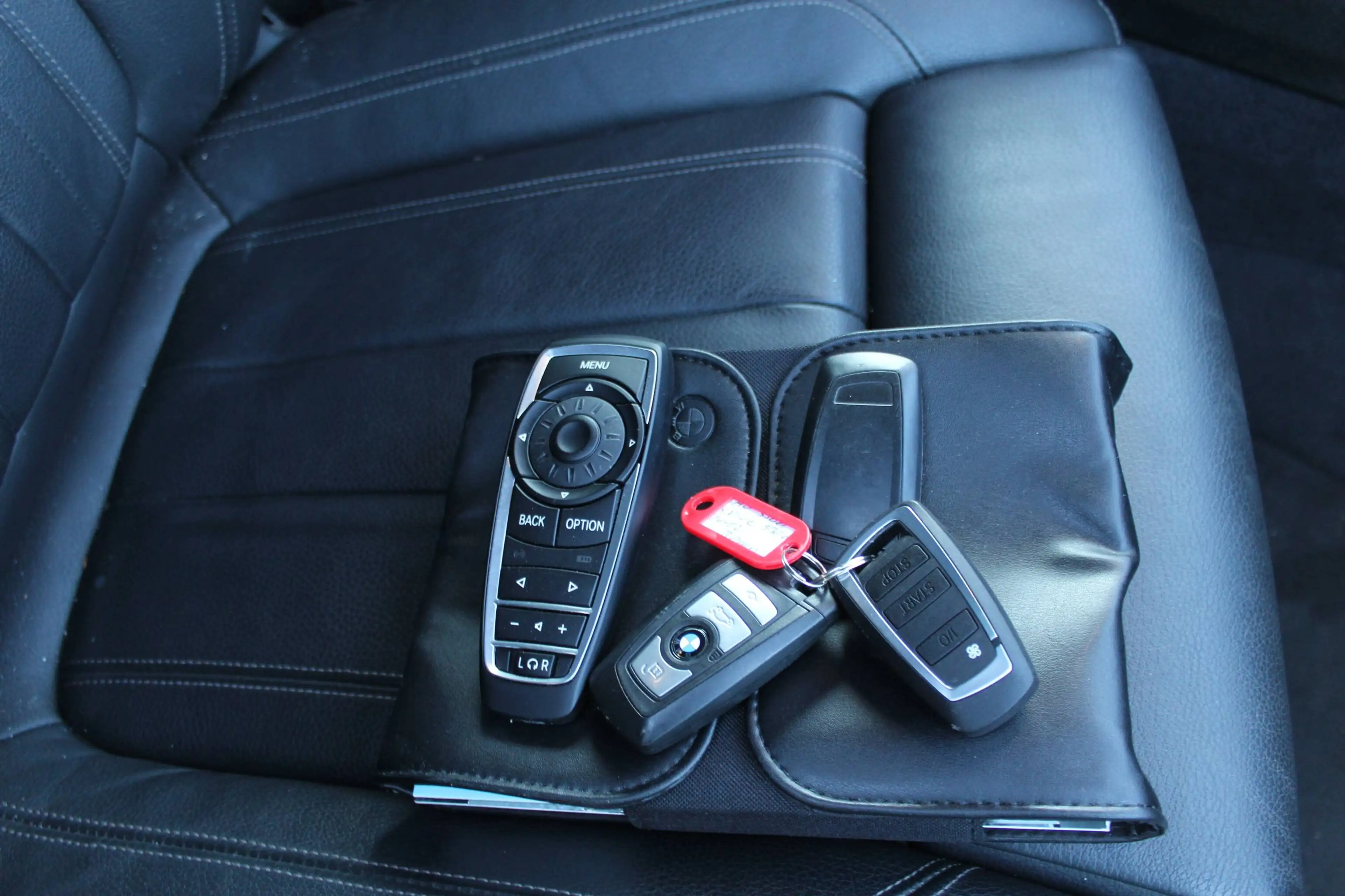BMW X6 xDrive 30 d M Paket Voll — photo 14