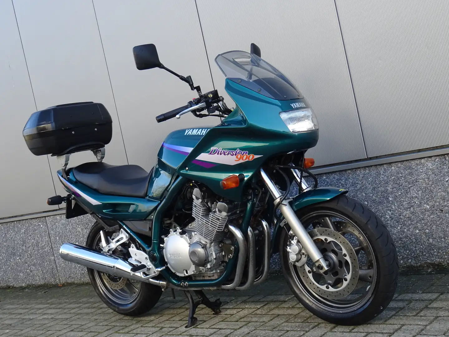 Yamaha XJ 900 DIVERSION Verde - 2