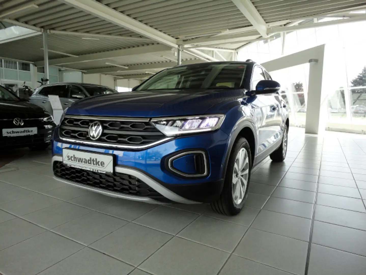Volkswagen T-Roc Life TSI 6-Gang Bleu - 1