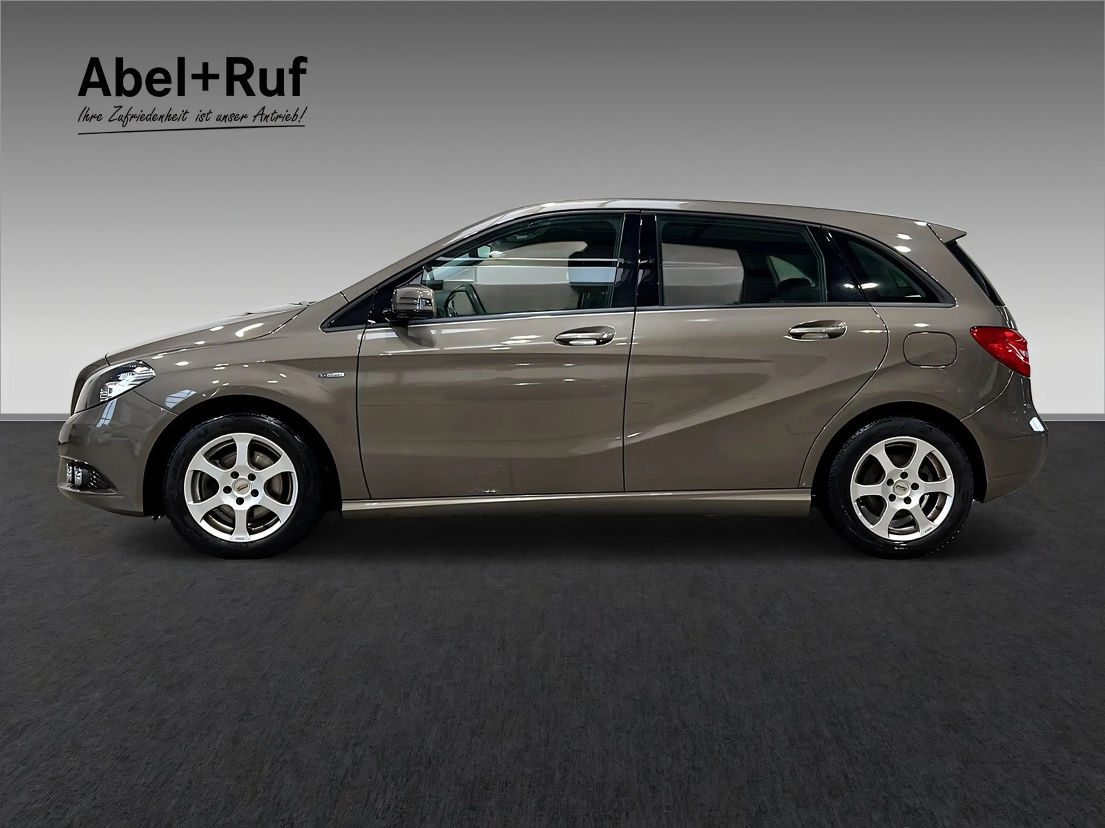 Mercedes-Benz B 200 BlueEfficiency !!nur Händler!! 8fach — photo 5