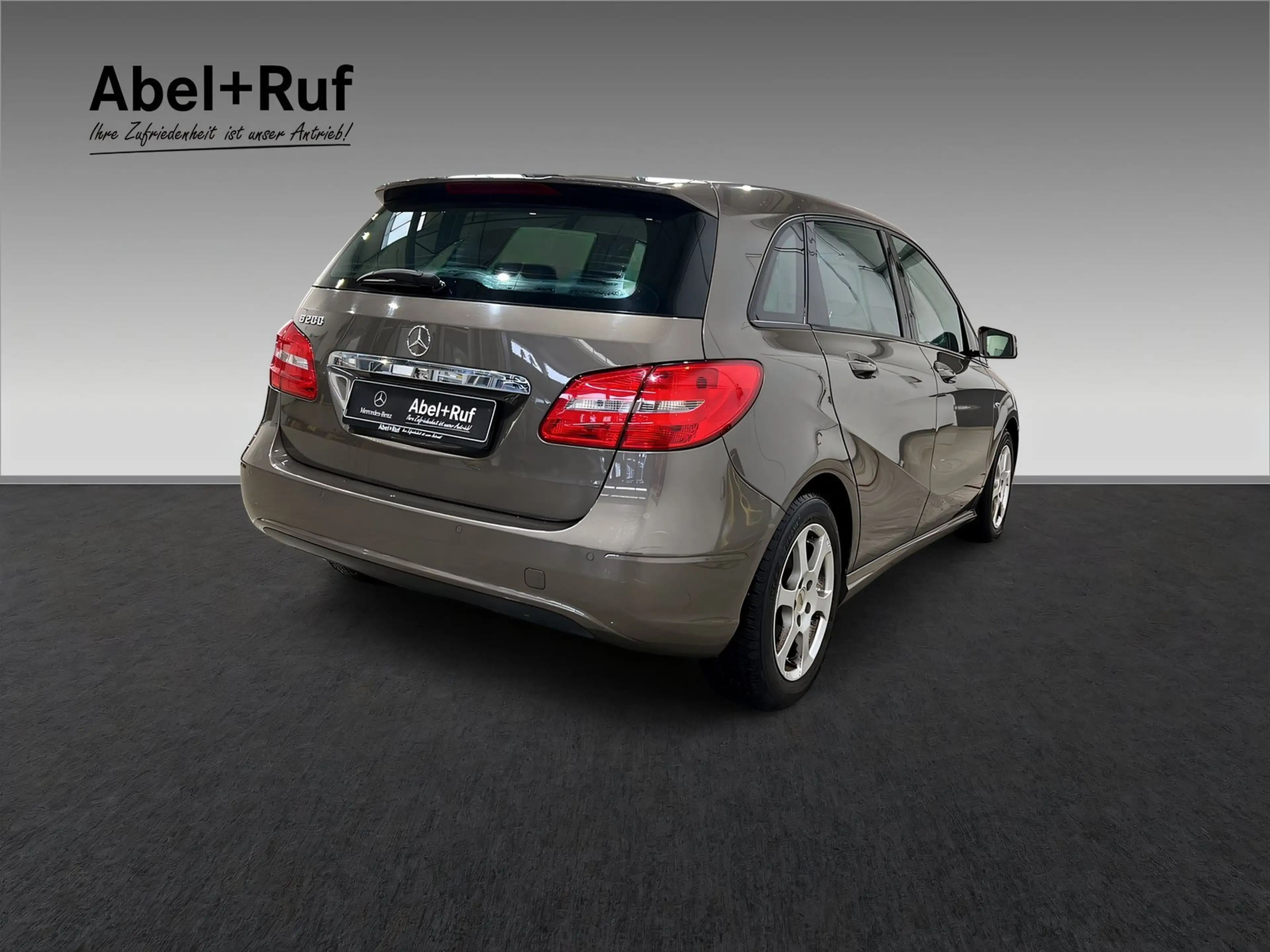 Mercedes-Benz B 200 BlueEfficiency !!nur Händler!! 8fach — photo 7