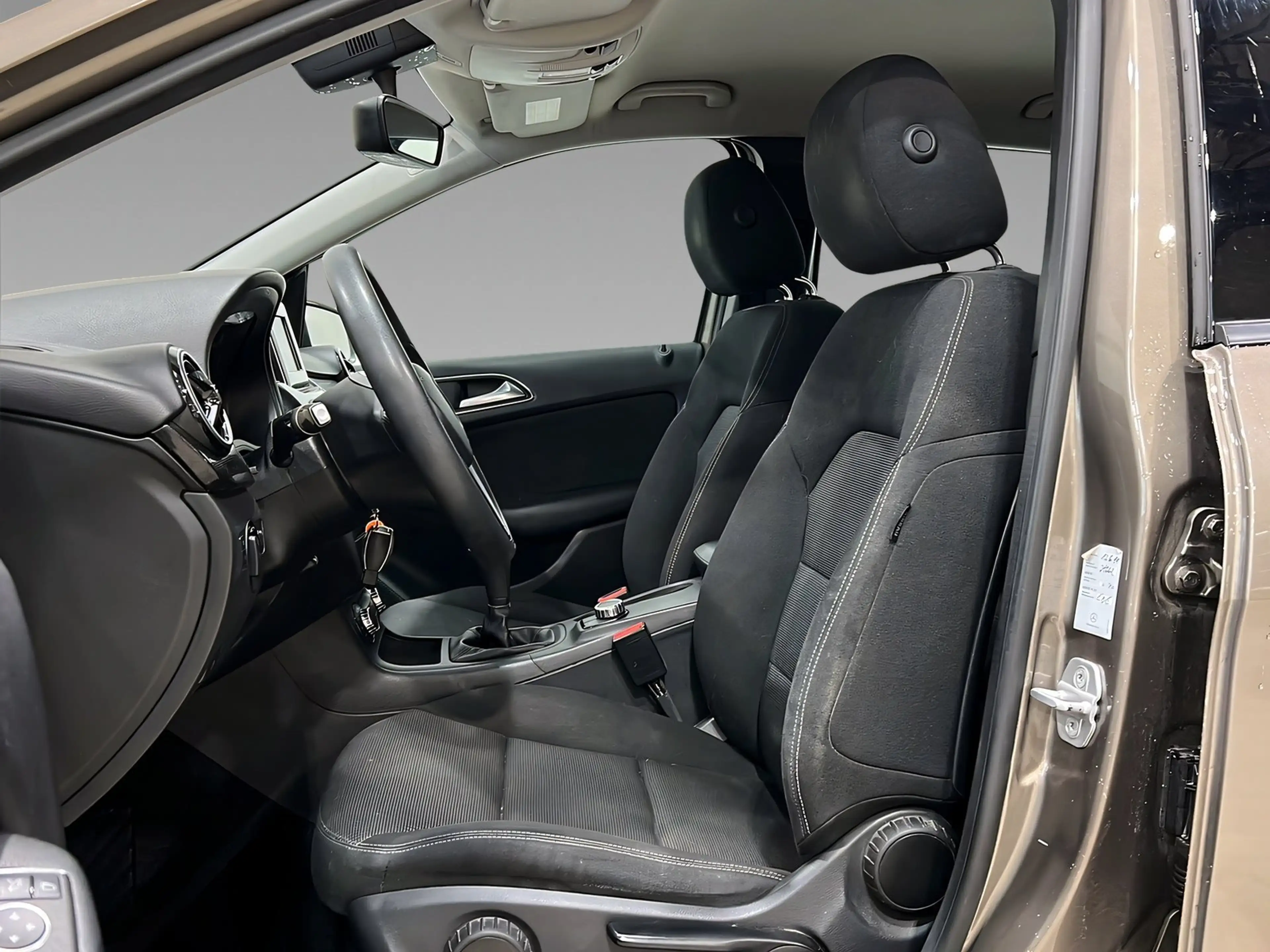 Mercedes-Benz B 200 BlueEfficiency !!nur Händler!! 8fach — photo 9