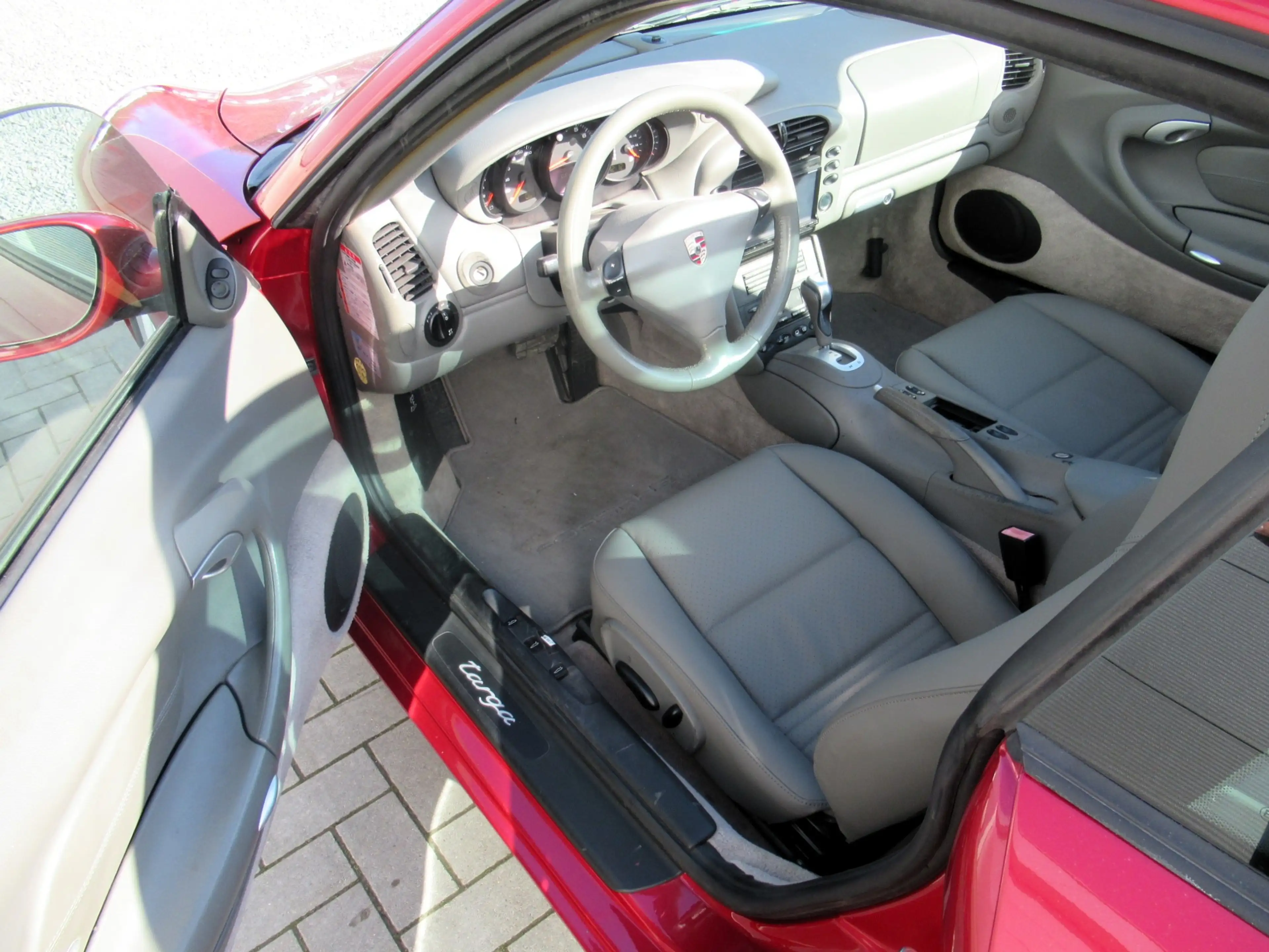 Porsche 996 Targa 3.6i Tiptronic / 61.000km / € 24785 Netto — photo 13