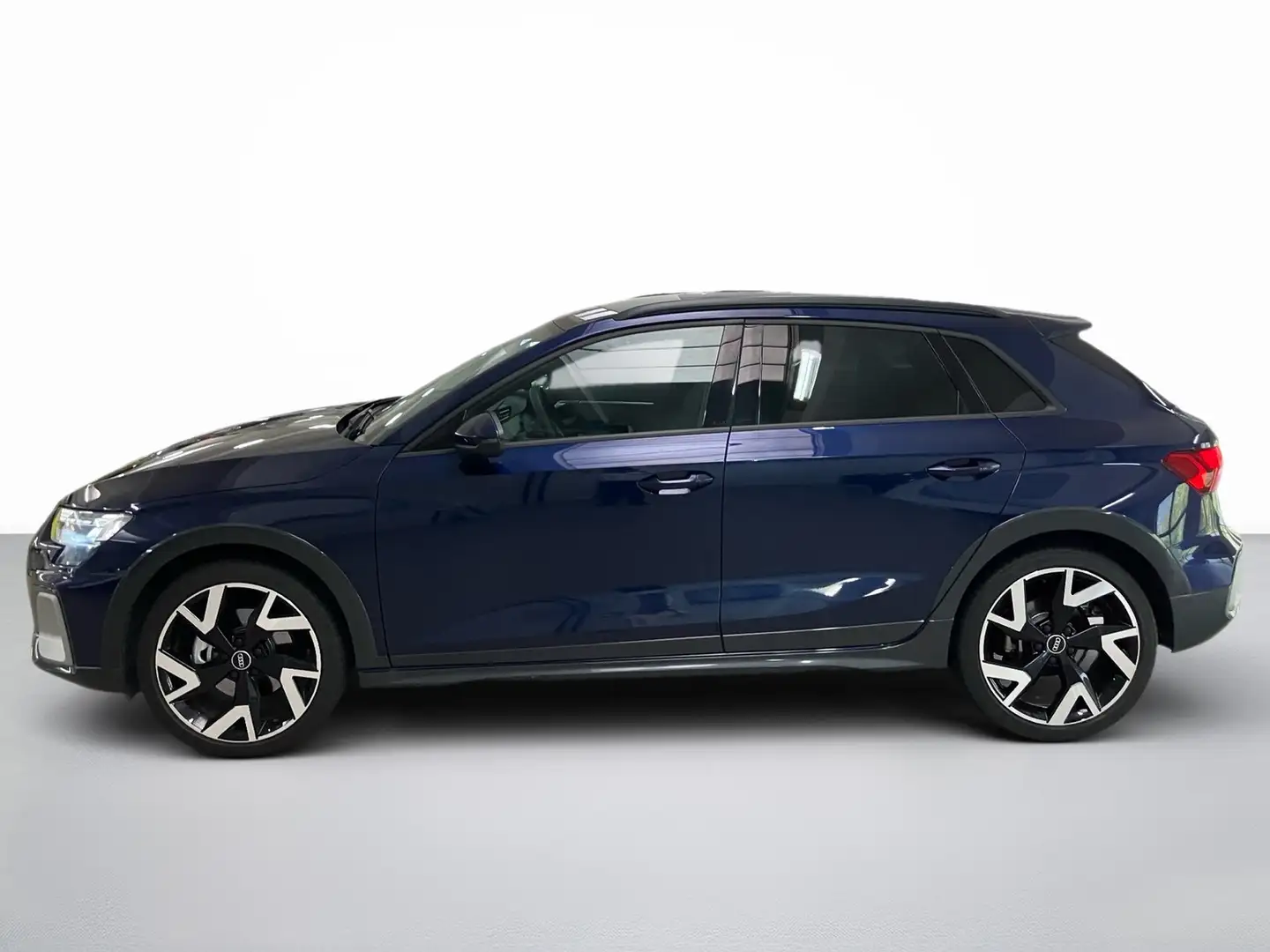 Audi A3 allstreet 2.0 tdi identity contrast 150cv s-tronic Blu/Azzurro - 2