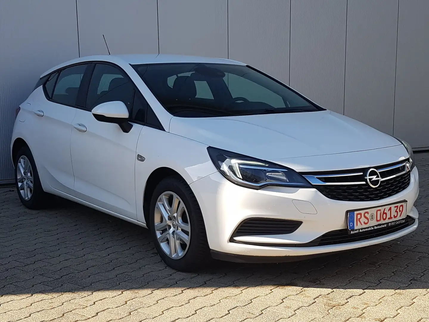 Opel Astra 1.0 Turbo Start/Stop Dynamic Blanc - 1