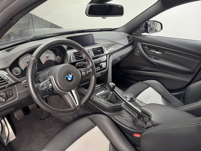 BMW M3 F80 M3 Competition * 30 Jahre * 1 of 500 * manual