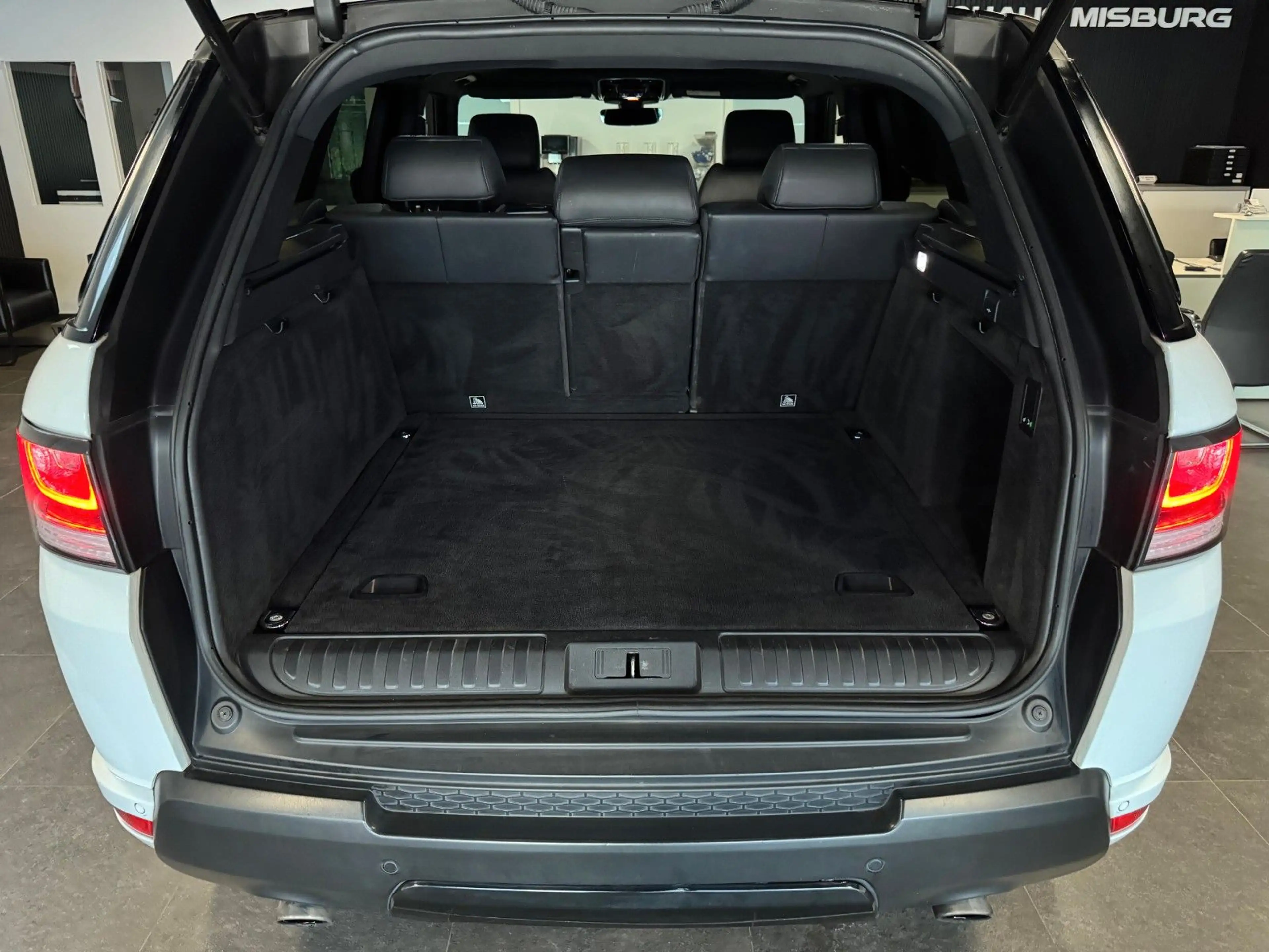 Land Rover Range Rover Sport HSE / Panorama+Meridan+AHK — photo 9