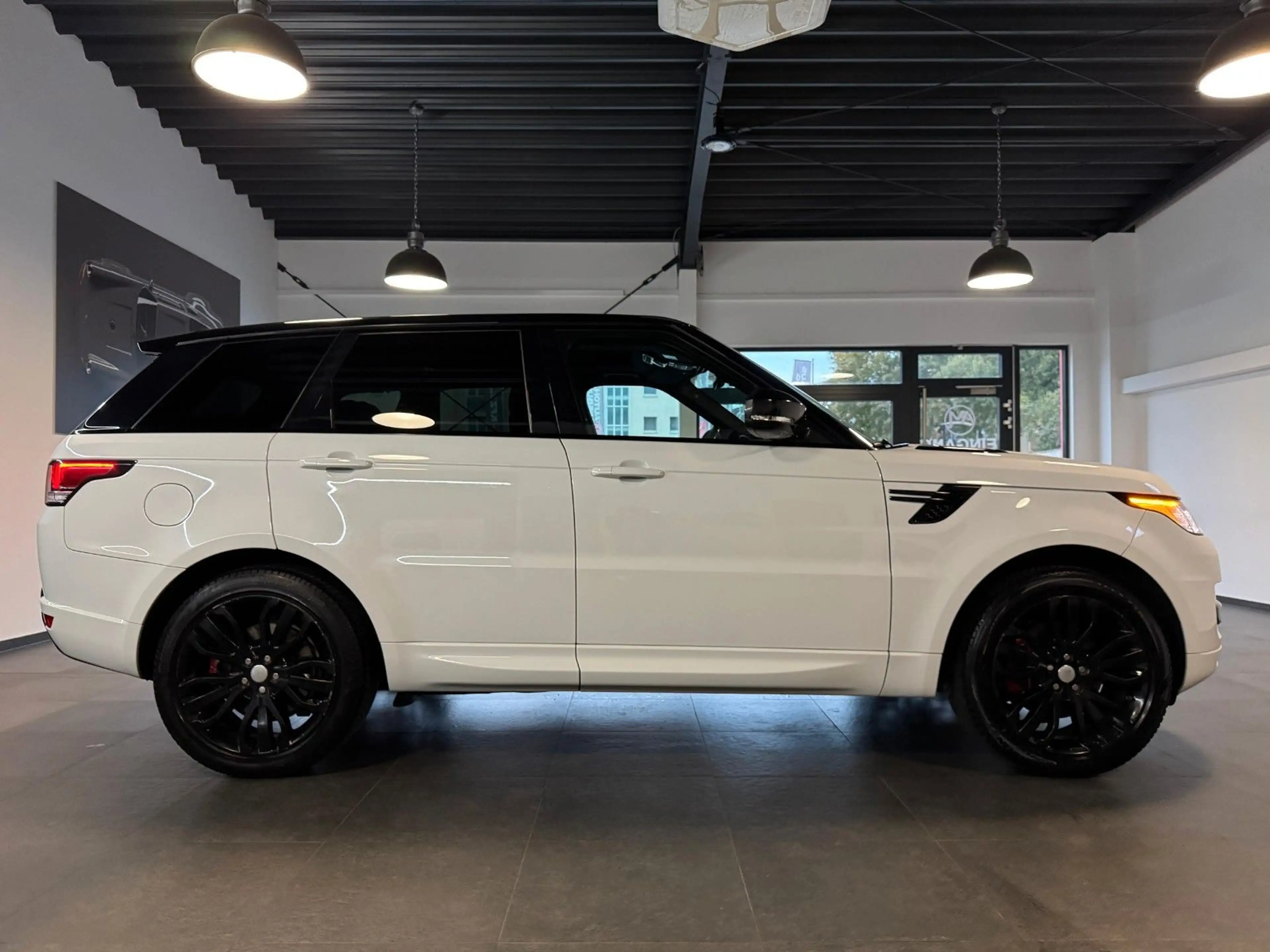 Land Rover Range Rover Sport HSE / Panorama+Meridan+AHK — photo 4