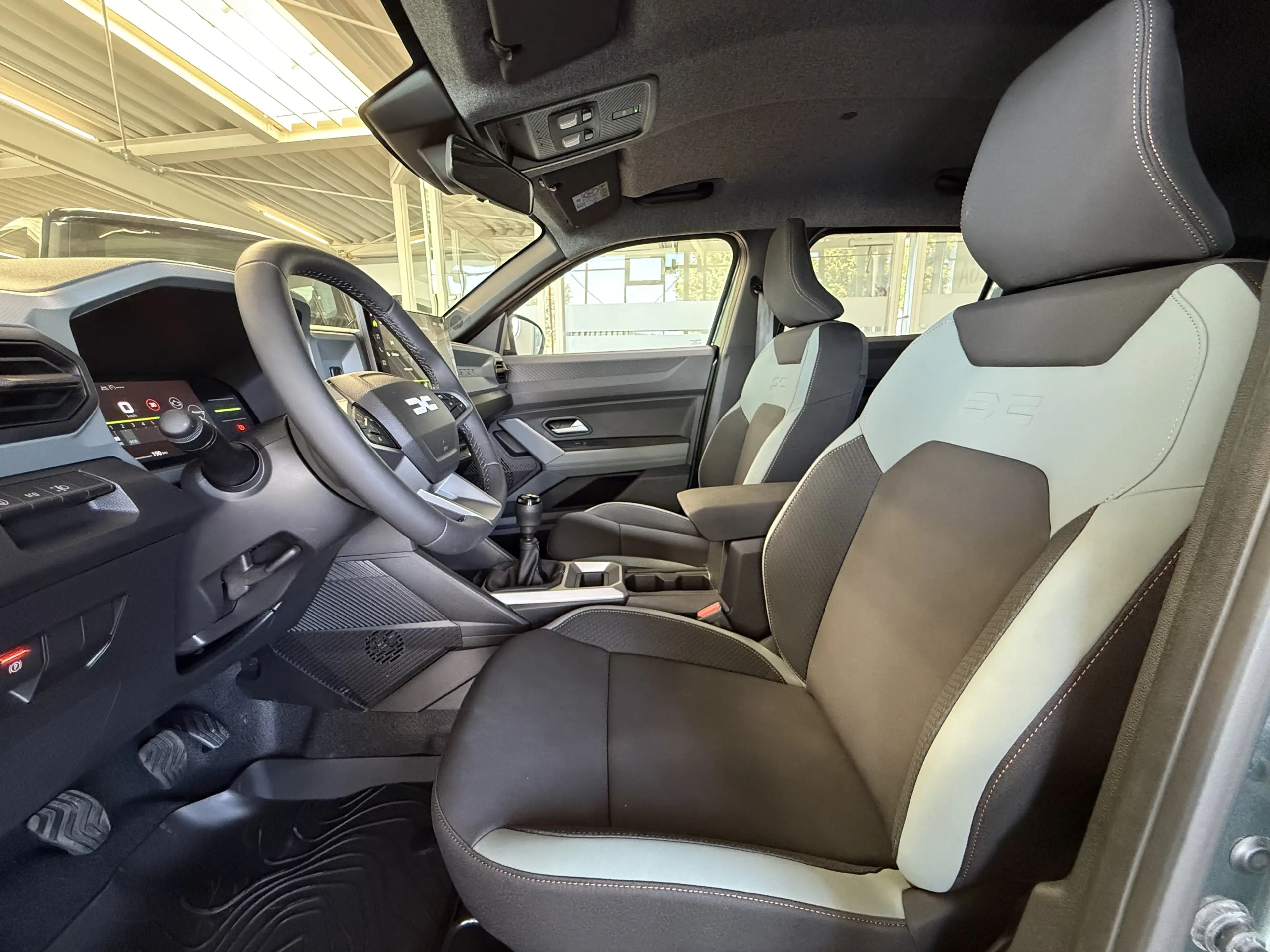 Dacia Duster mhd 140 Extreme Technik City Winter Plus — photo 13