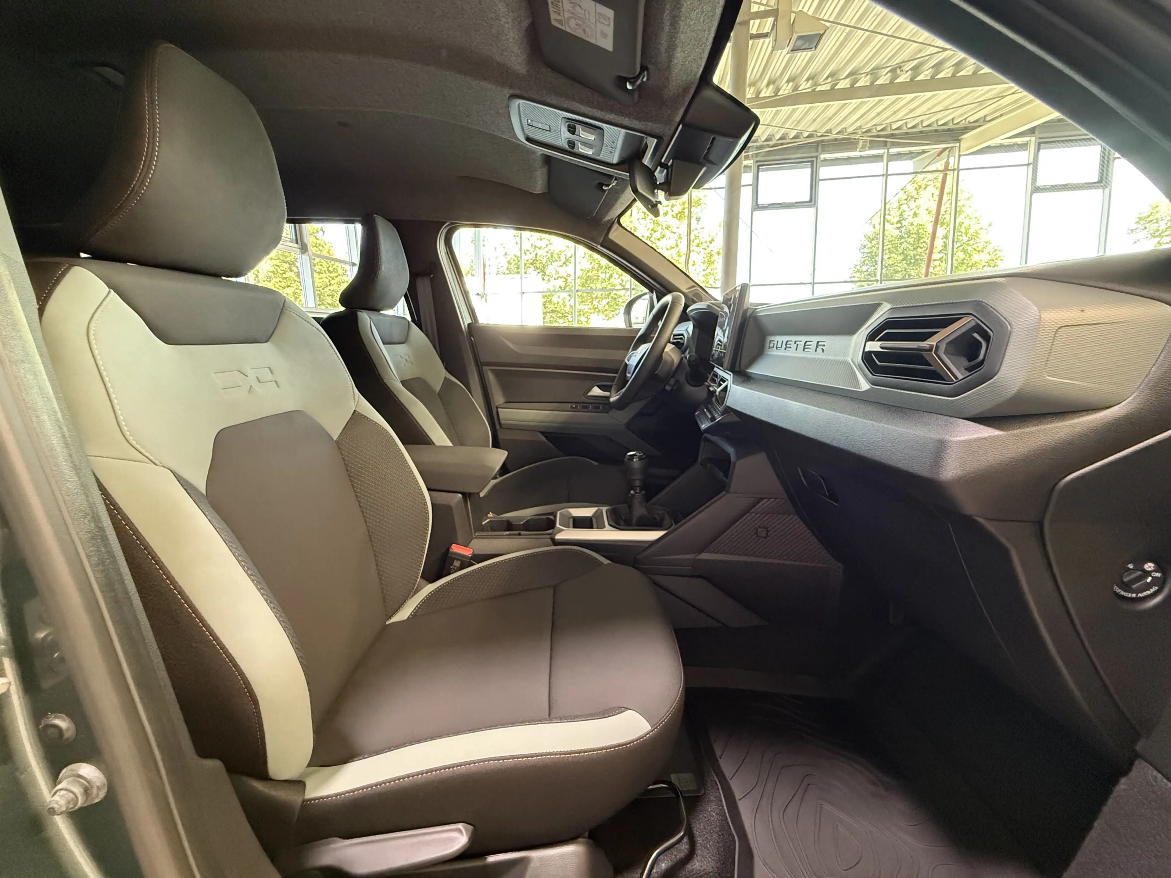 Dacia Duster mhd 140 Extreme Technik City Winter Plus — photo 14