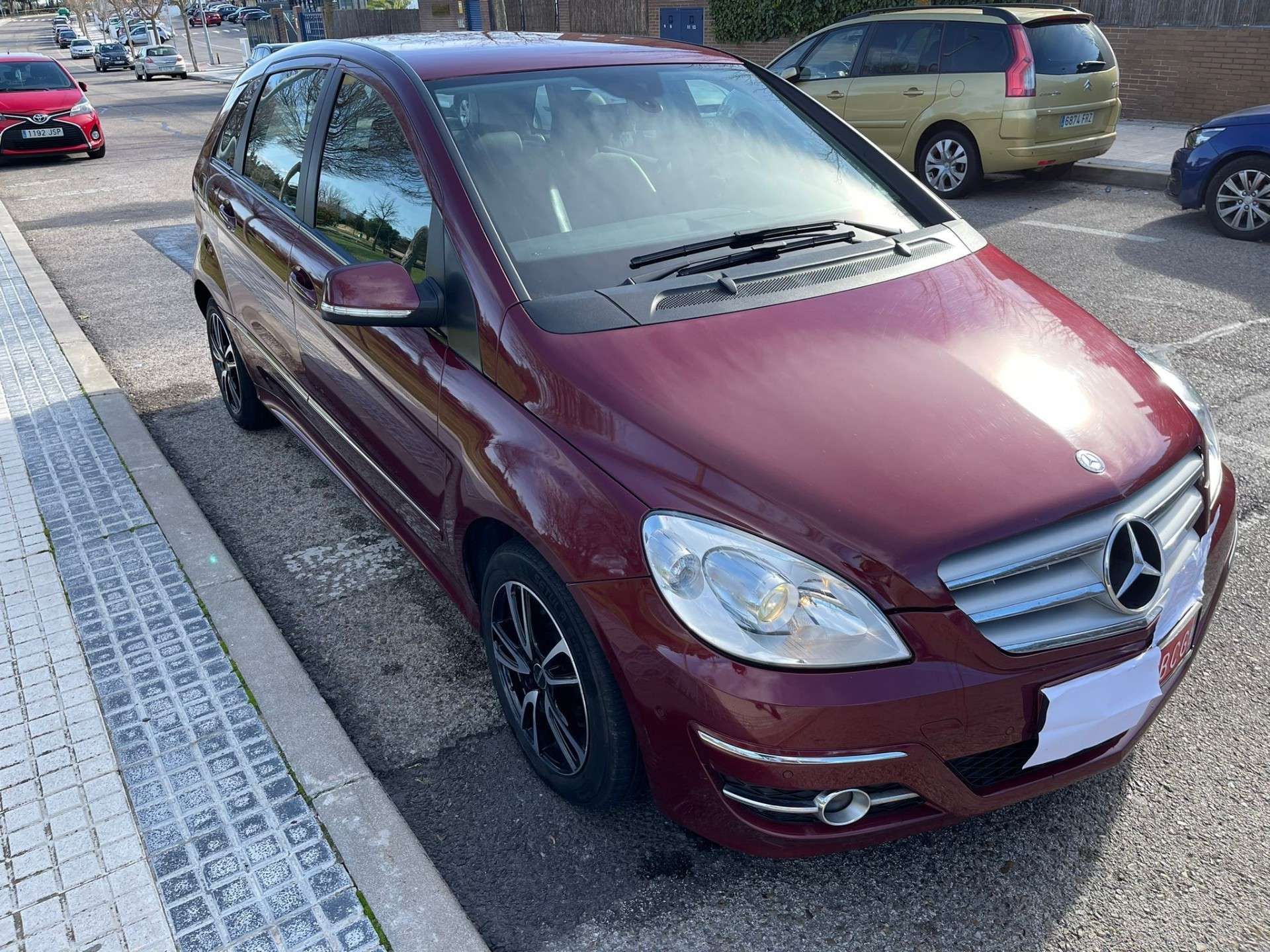 Mercedes-Benz B 180 CDI Sport Edicion Autotronic o cambio por  Híbrido - foto 1