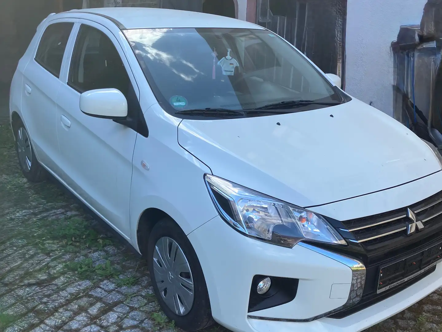 Mitsubishi Space Star Space Star 1.0 Intro Edition Weiß - 2