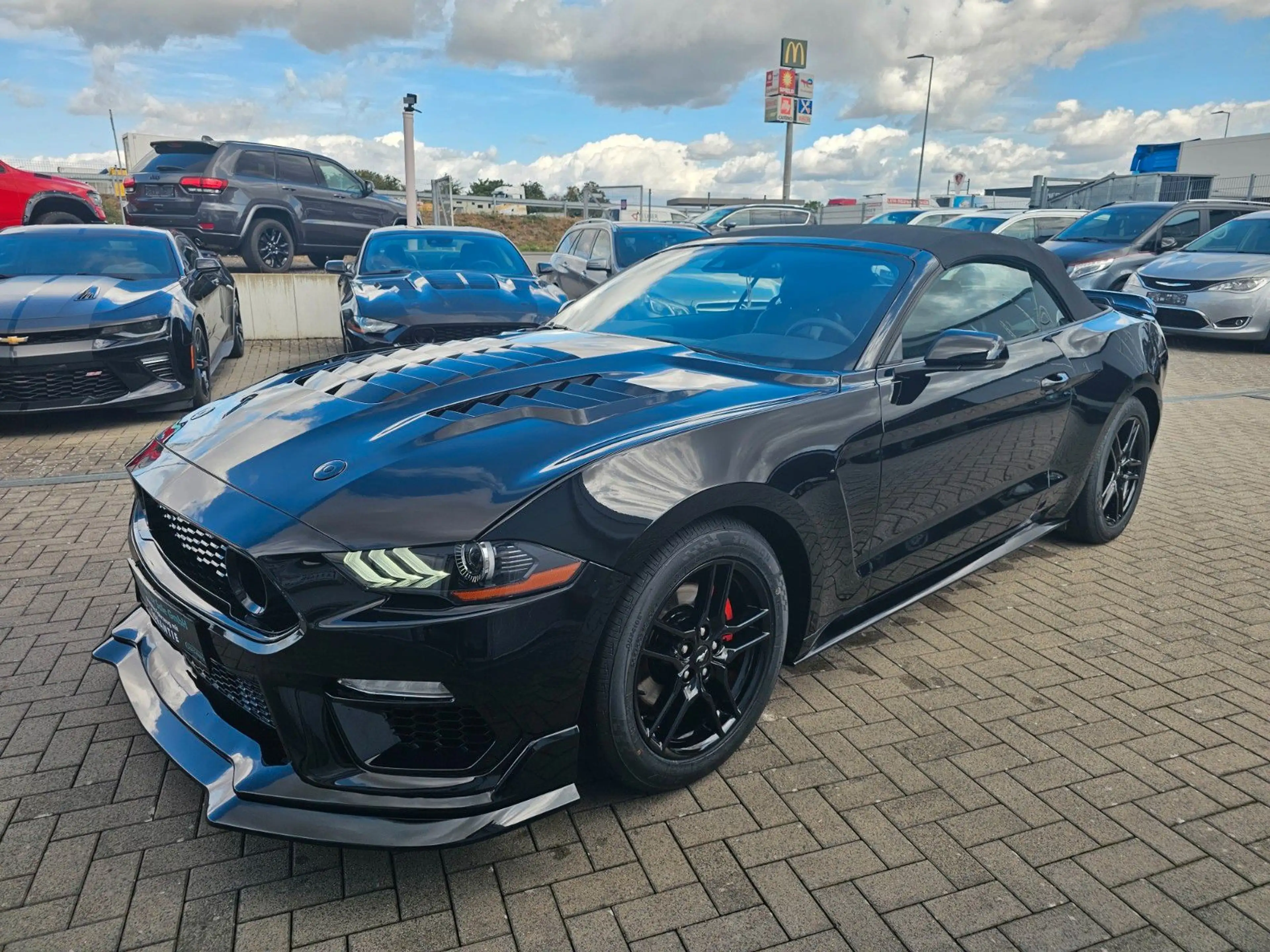 Ford Mustang 2,3 EcoBoost.Automatik.Cabrio — photo 2