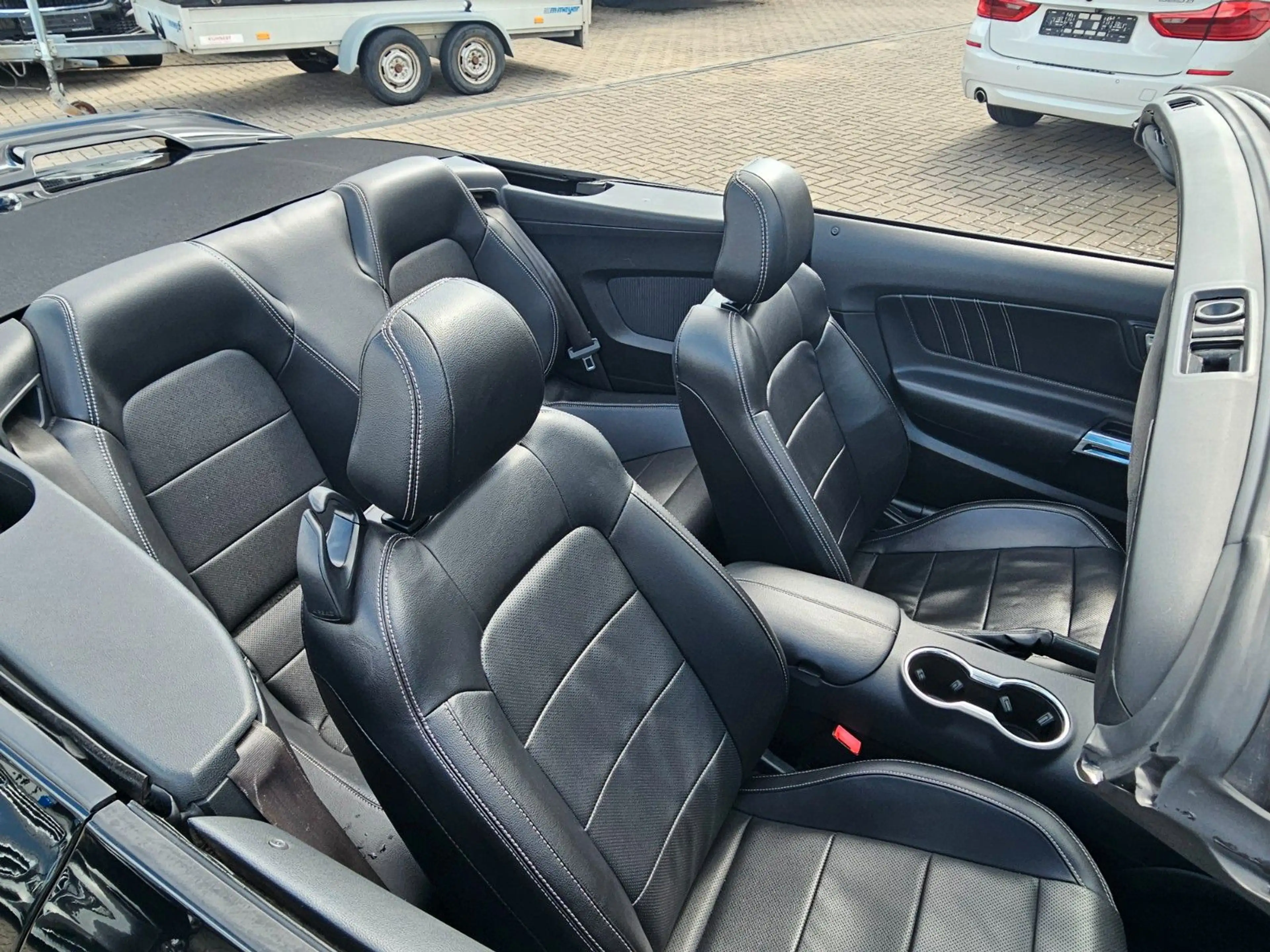 Ford Mustang 2,3 EcoBoost.Automatik.Cabrio — photo 11