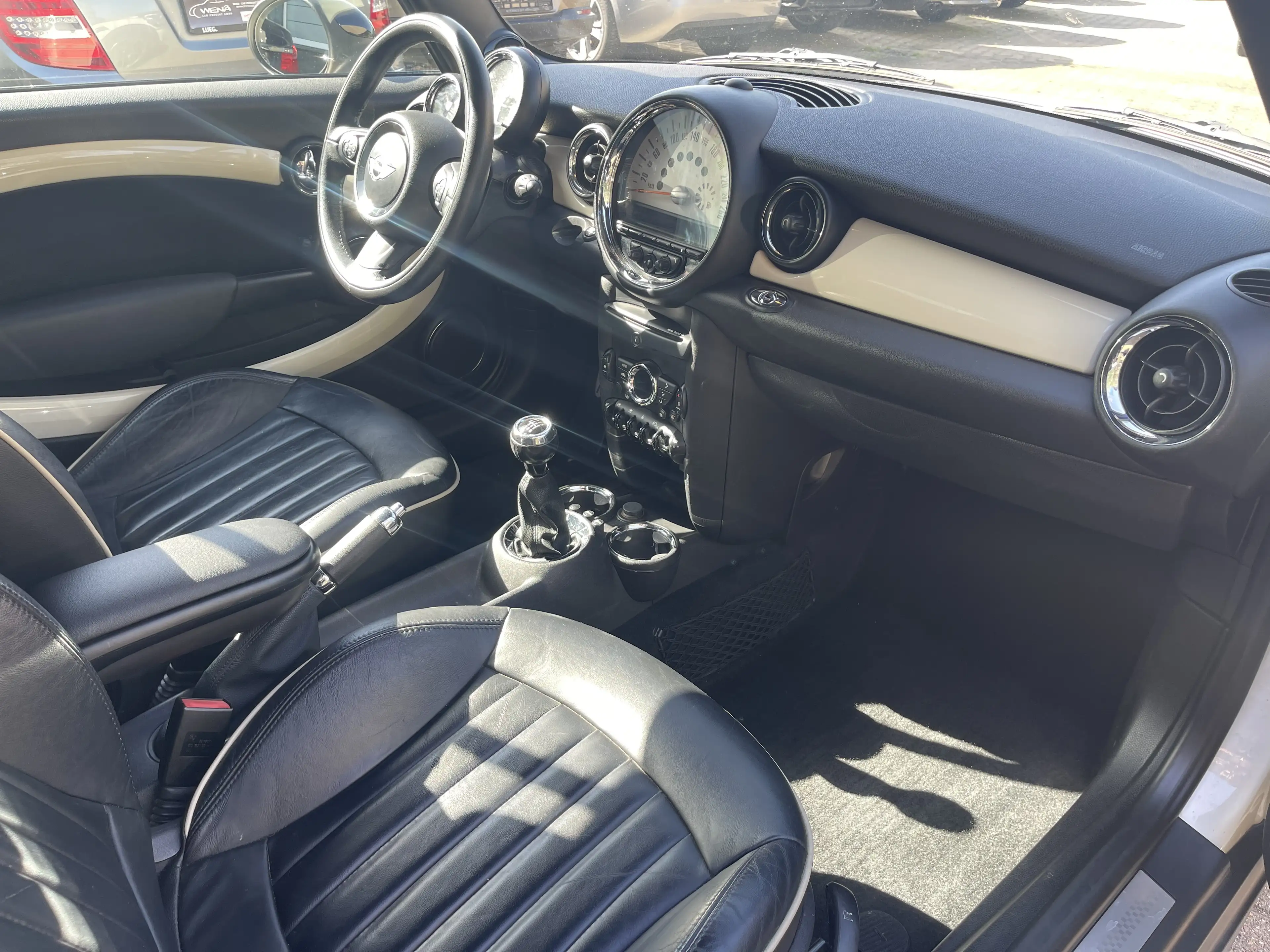 MINI Cooper SD Cabrio Chili 2.0 Leder Top Gepflegt Weiss Harman-Kardon — photo 14