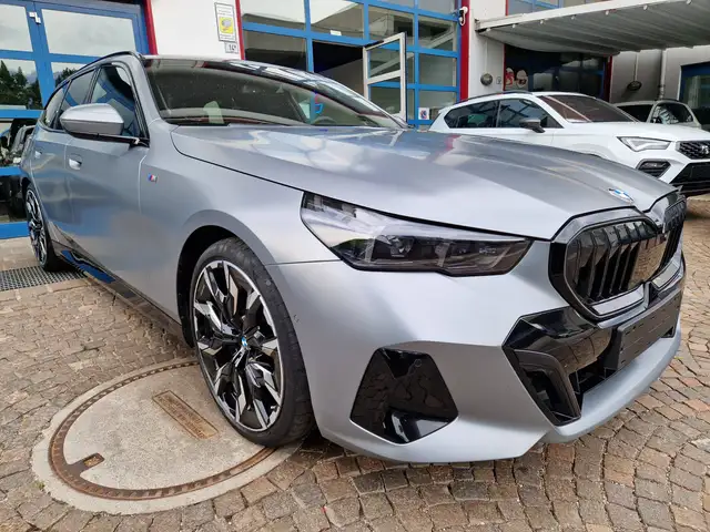 BMW 5 Series view 2