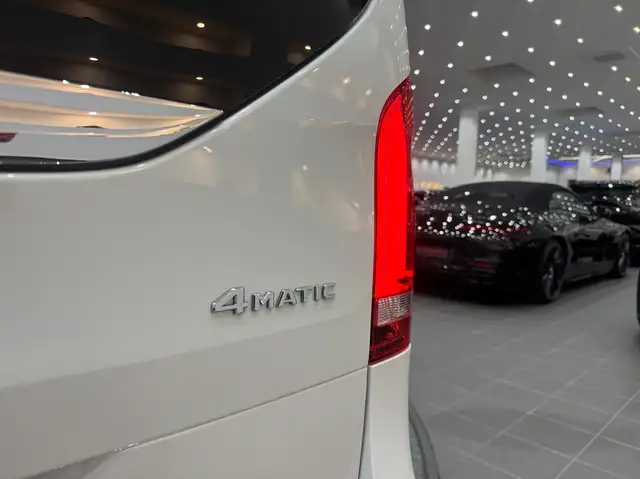 Mercedes-Benz V 300 d AMG AVANTGARDE 4MATIC lang *Burmester*Pano*360 Ansicht 12