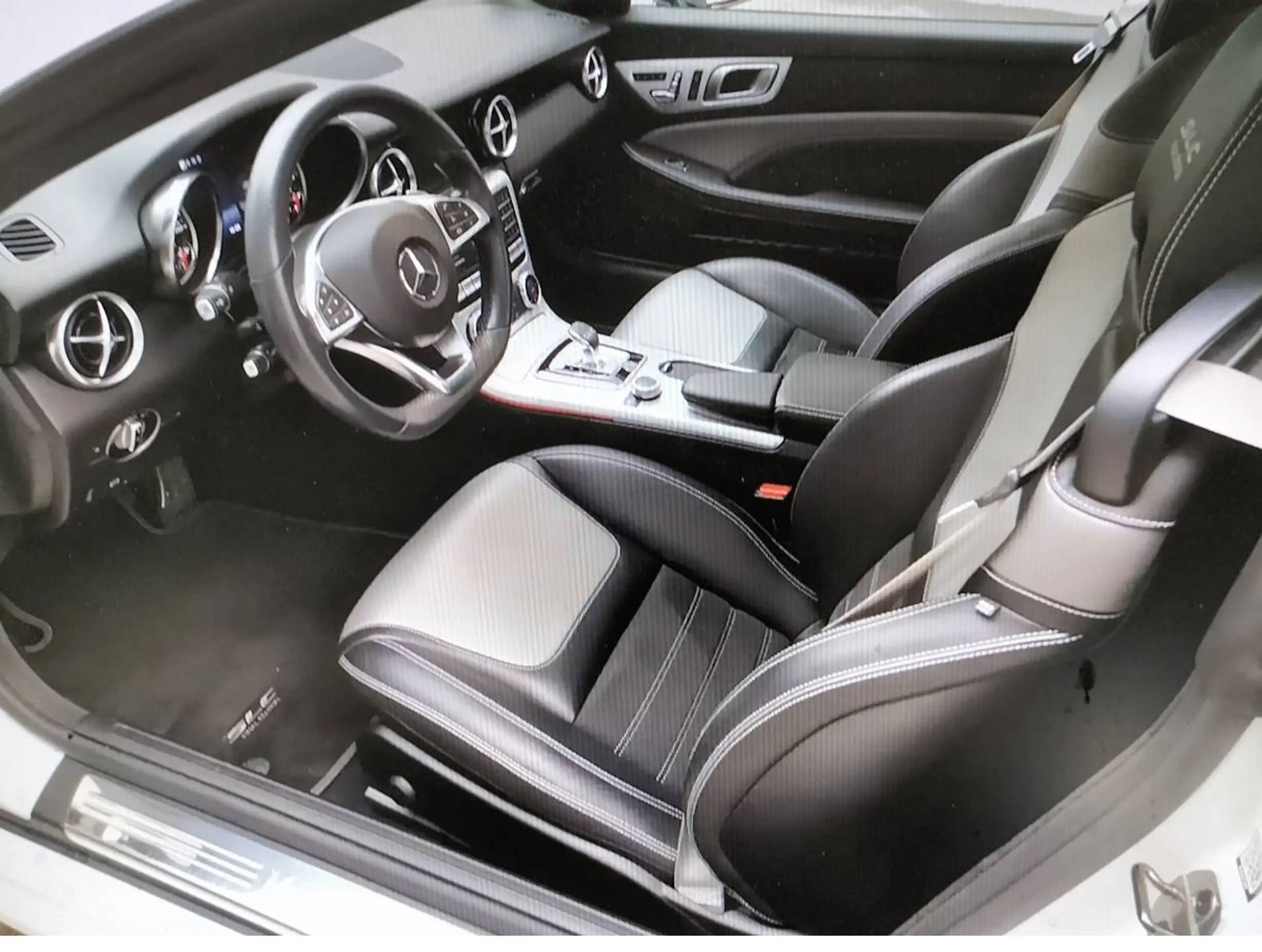 Mercedes-Benz SLC 200 SLC 9G-TRONIC "Final Edition" *PREISSENKUNG* VOLL mit DISTRONIC!! — photo 10