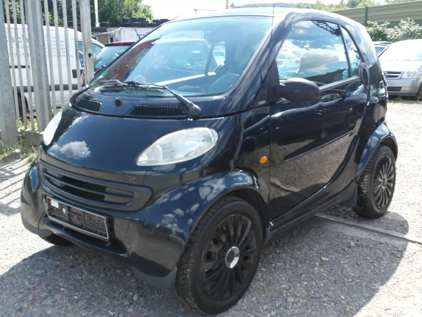 smart forTwo CDI 0,8 Diesel Tüv 03/2027 Anhänkerkupplung Noir - 1