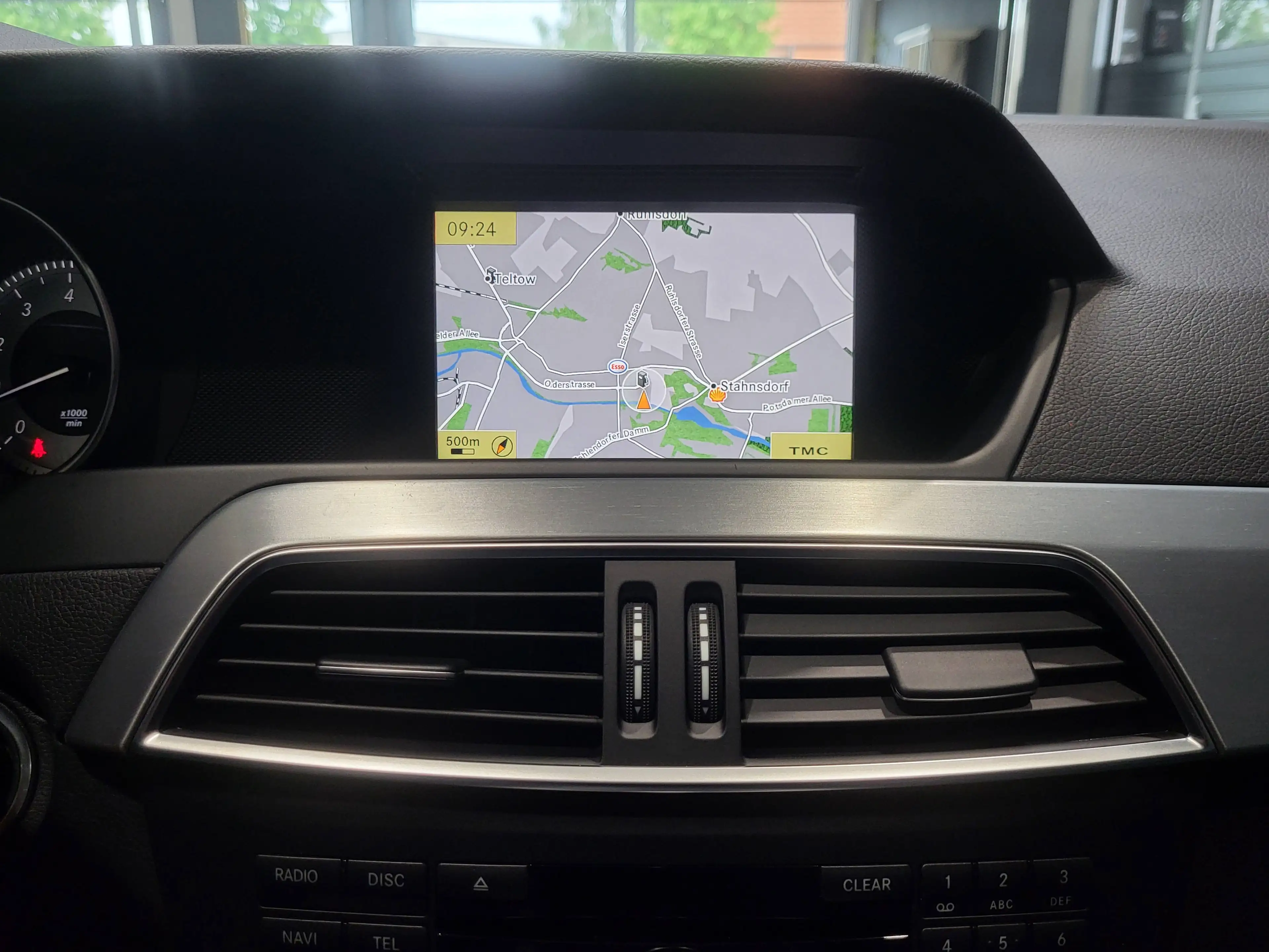 Mercedes-Benz C 350 T CGI AMG-Line *Navi| Xenon| Schiebedach* — photo 11