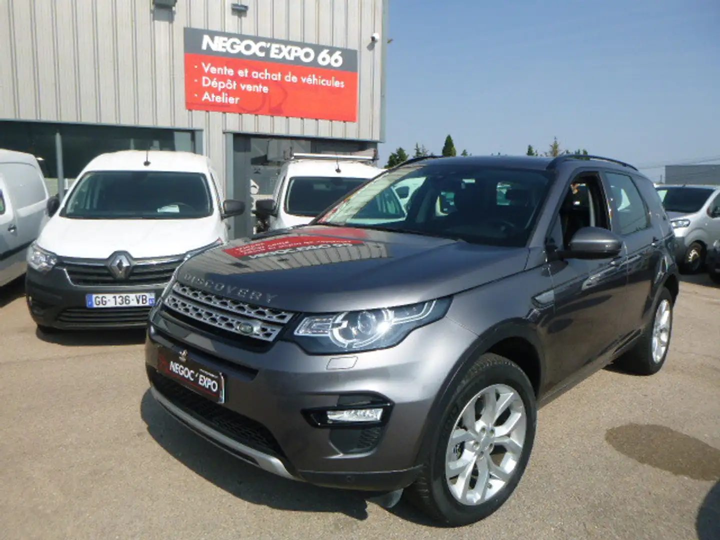 Land Rover Discovery Sport HSE Gris - 1