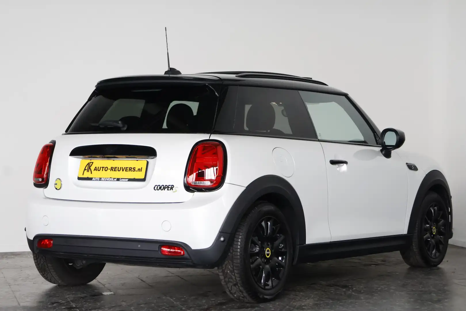 MINI Cooper E Mini Electric Navigatie / Panorama / HarmanKardon Blanco - 2