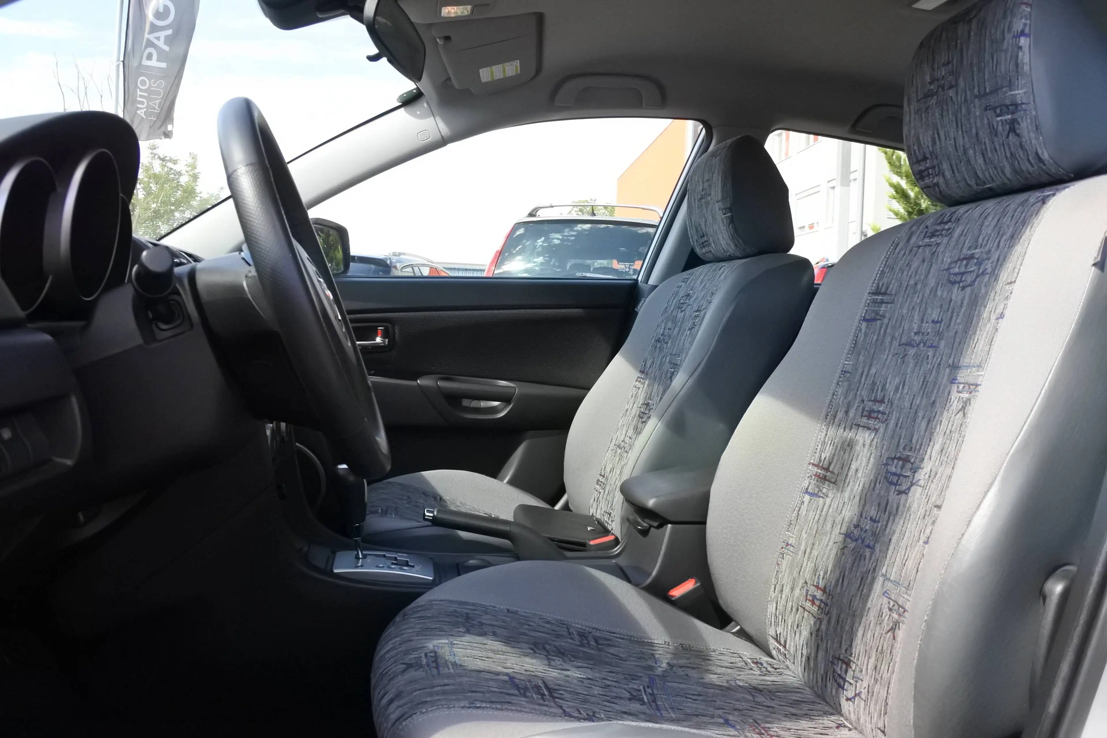 Mazda 3 Mazda 3 Sport 1,6i Active Automatik — photo 13