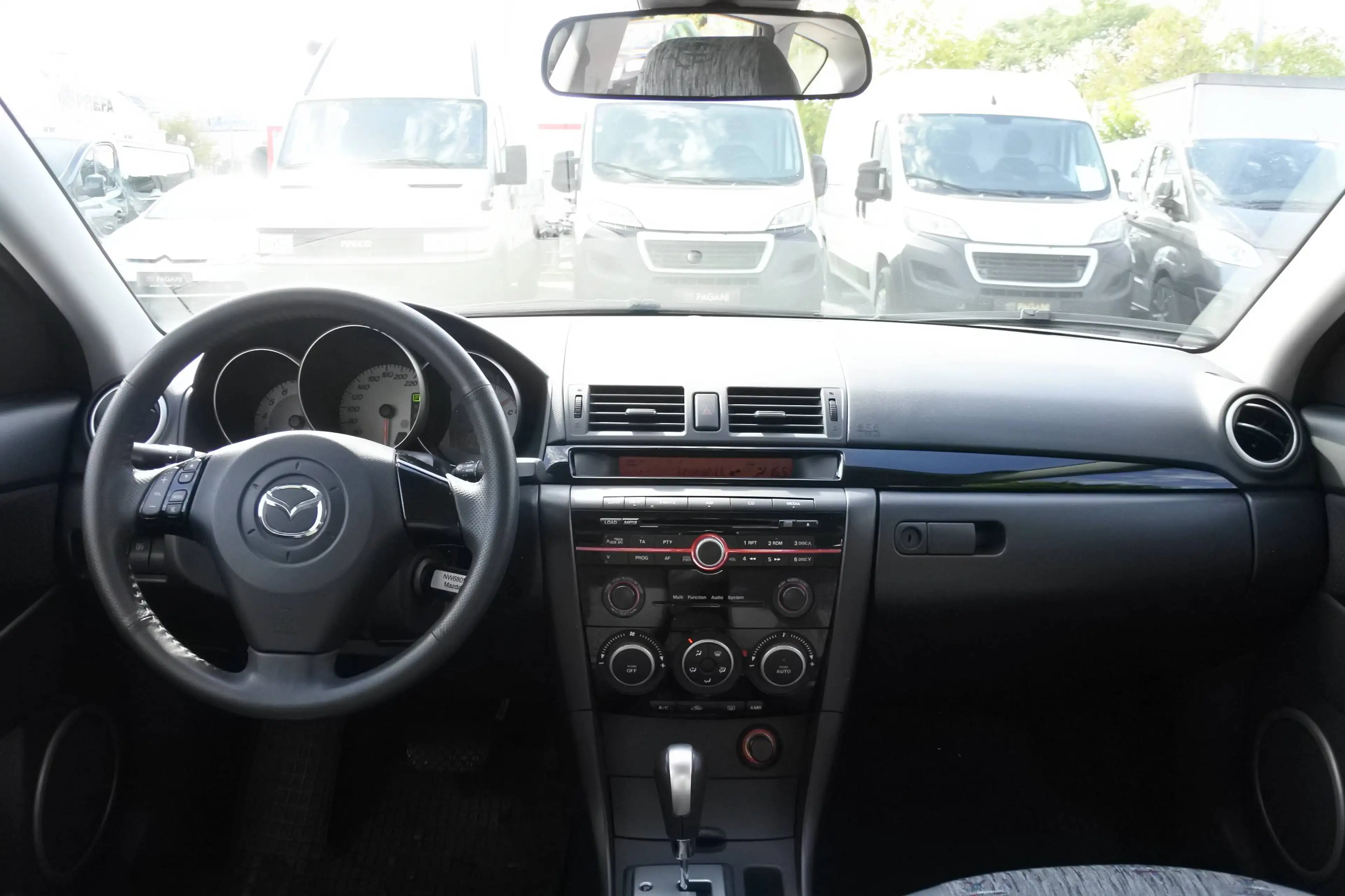 Mazda 3 Mazda 3 Sport 1,6i Active Automatik — photo 9