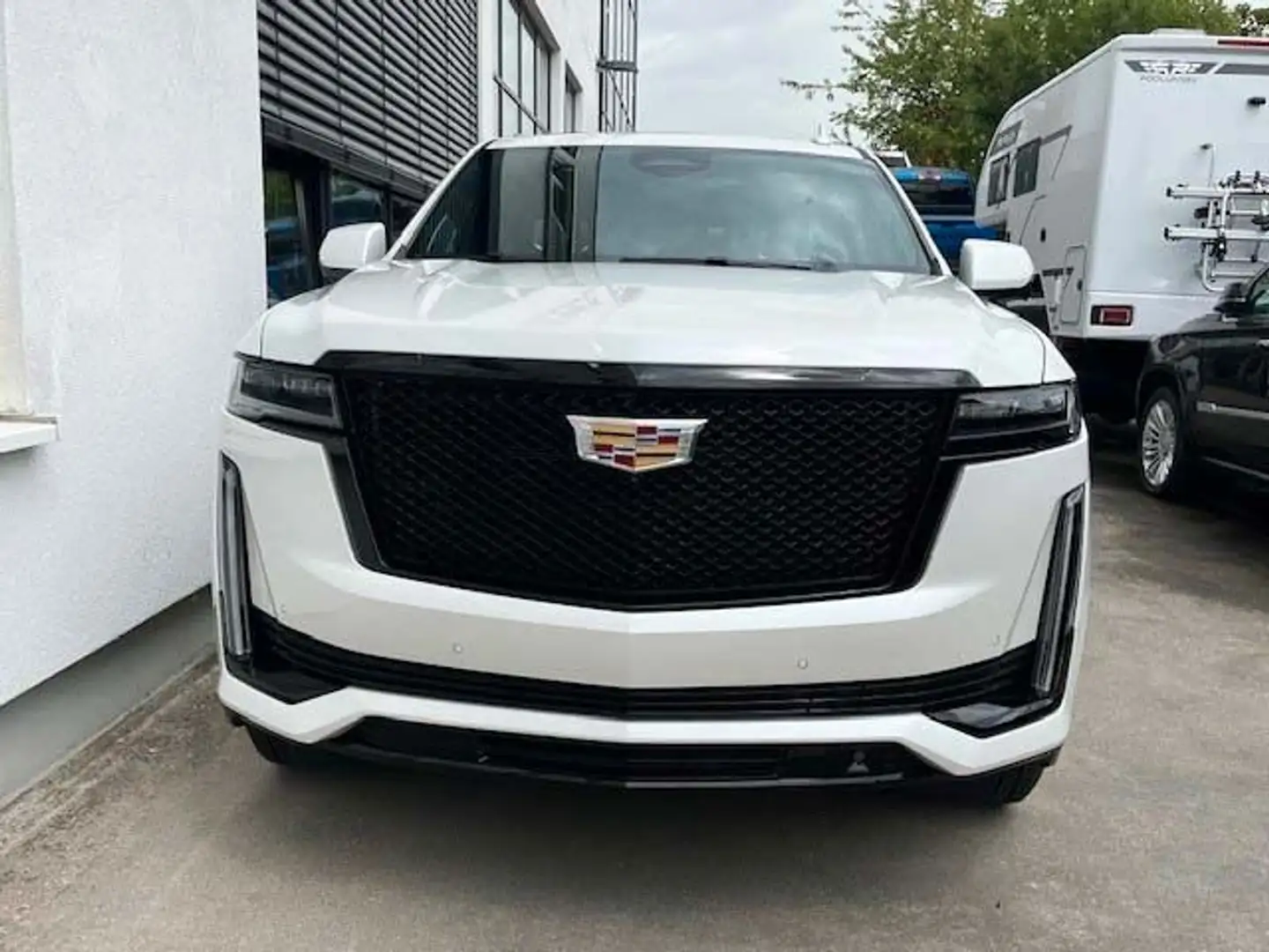 Cadillac Escalade Sport Platinum 6.2l Night Vision 4.99% Weiß - 2