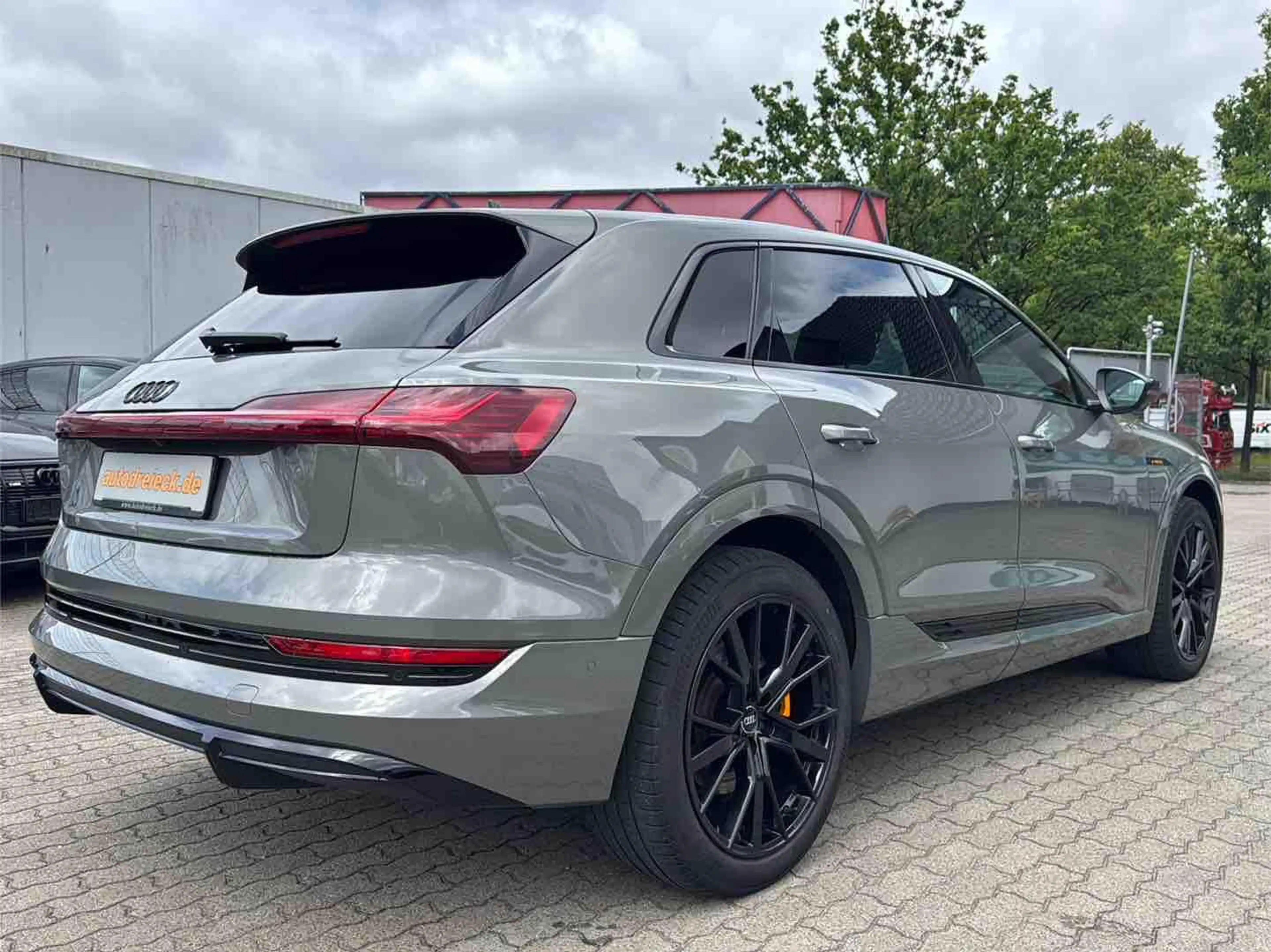Audi e-tron 55 2x S line BLACK EDITION ACC MATRIX 360 — photo 7