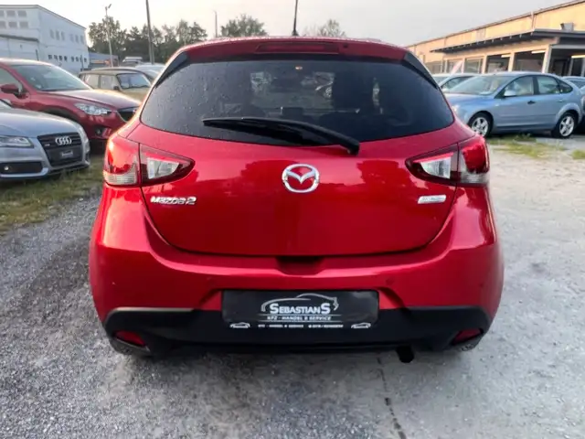 Mazda Mazda2 view 5