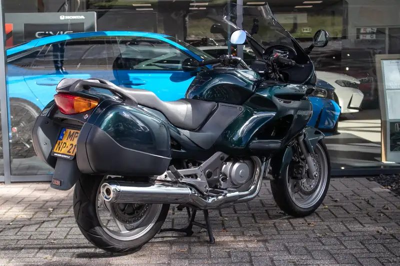 Honda NT 650 - foto 4