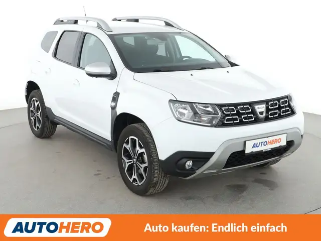 Dacia Duster view 8