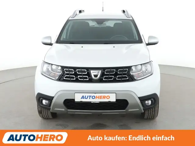 Dacia Duster view 9
