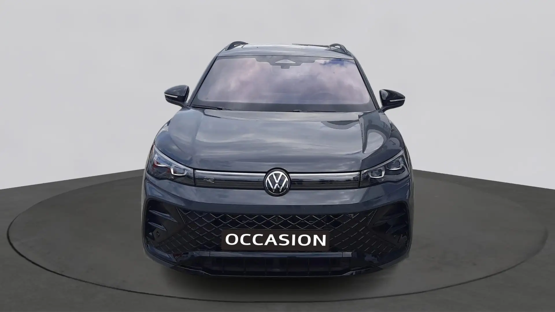 Volkswagen Tiguan 1.5 eHybrid R-Line Business | Design Pack | Ass Pa Grijs - 2