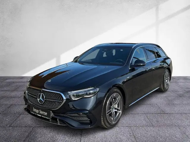 Mercedes-Benz E 300 de 4MATIC T-Modell NP: 84.310 AMG AHV RKam Ansicht 2