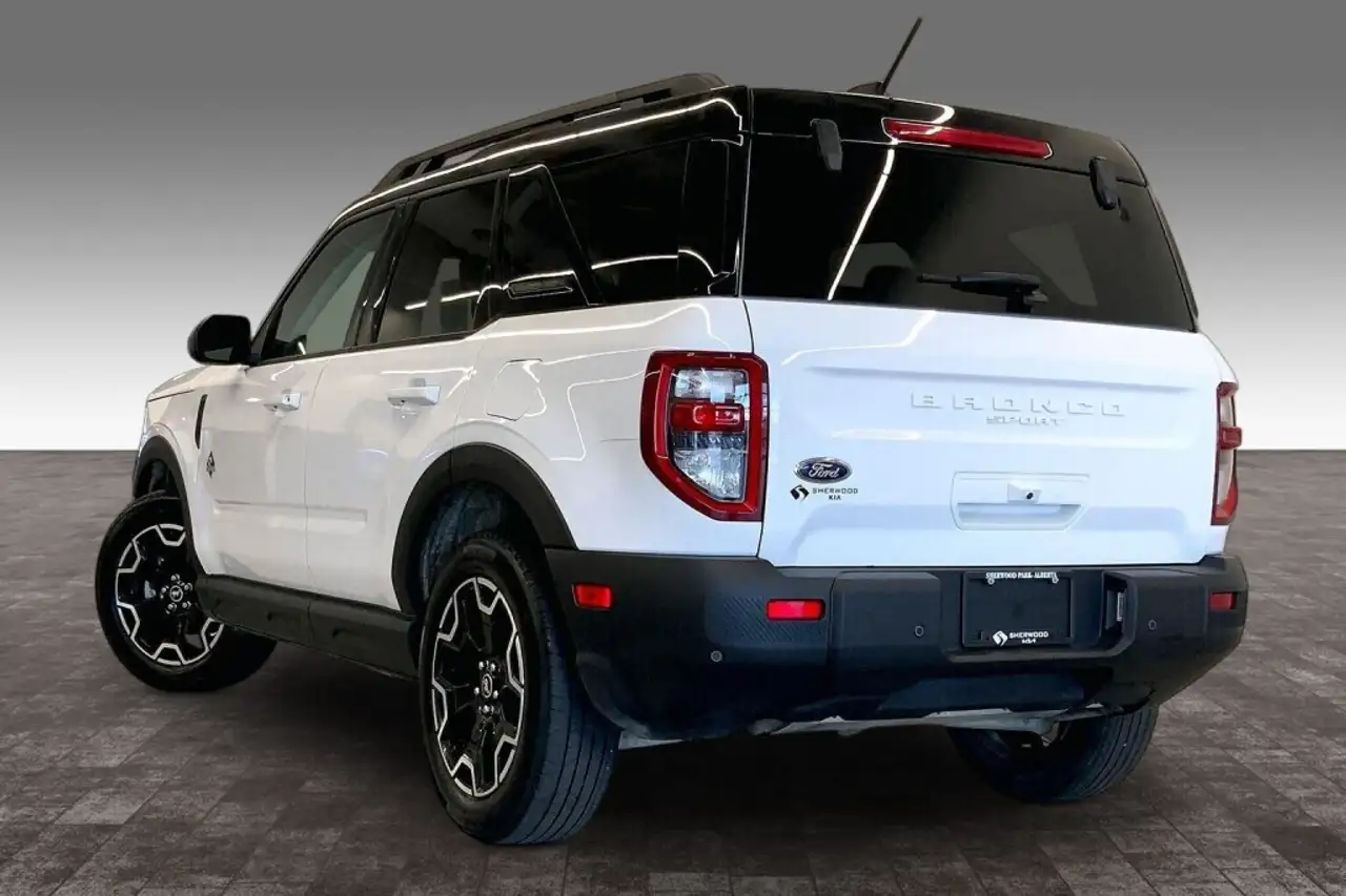 Ford Bronco Sport photo Ford Bronco Sport