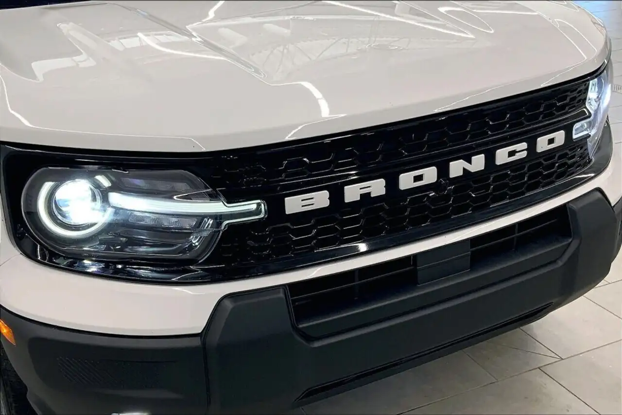 Ford Bronco Sport photo Ford Bronco Sport