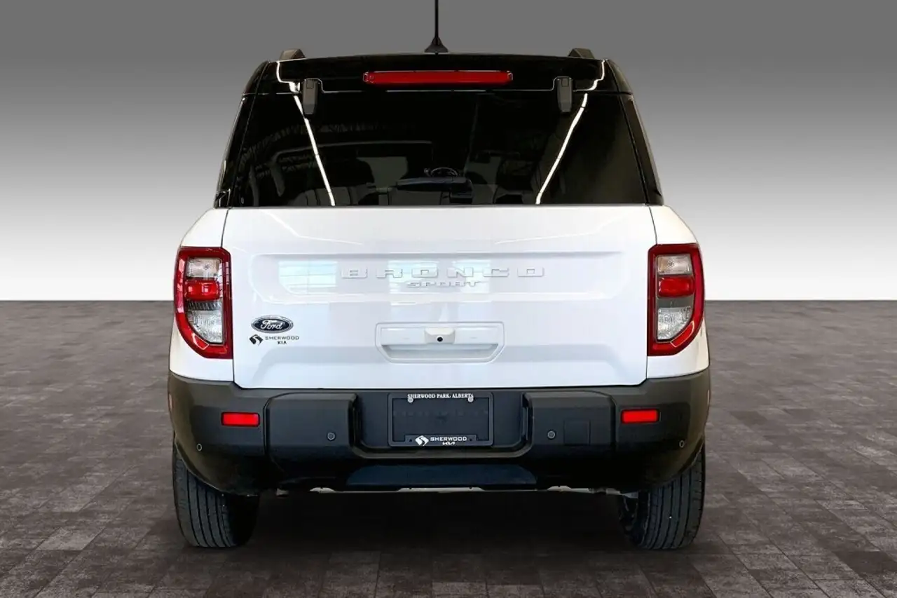 Ford Bronco Sport photo Ford Bronco Sport